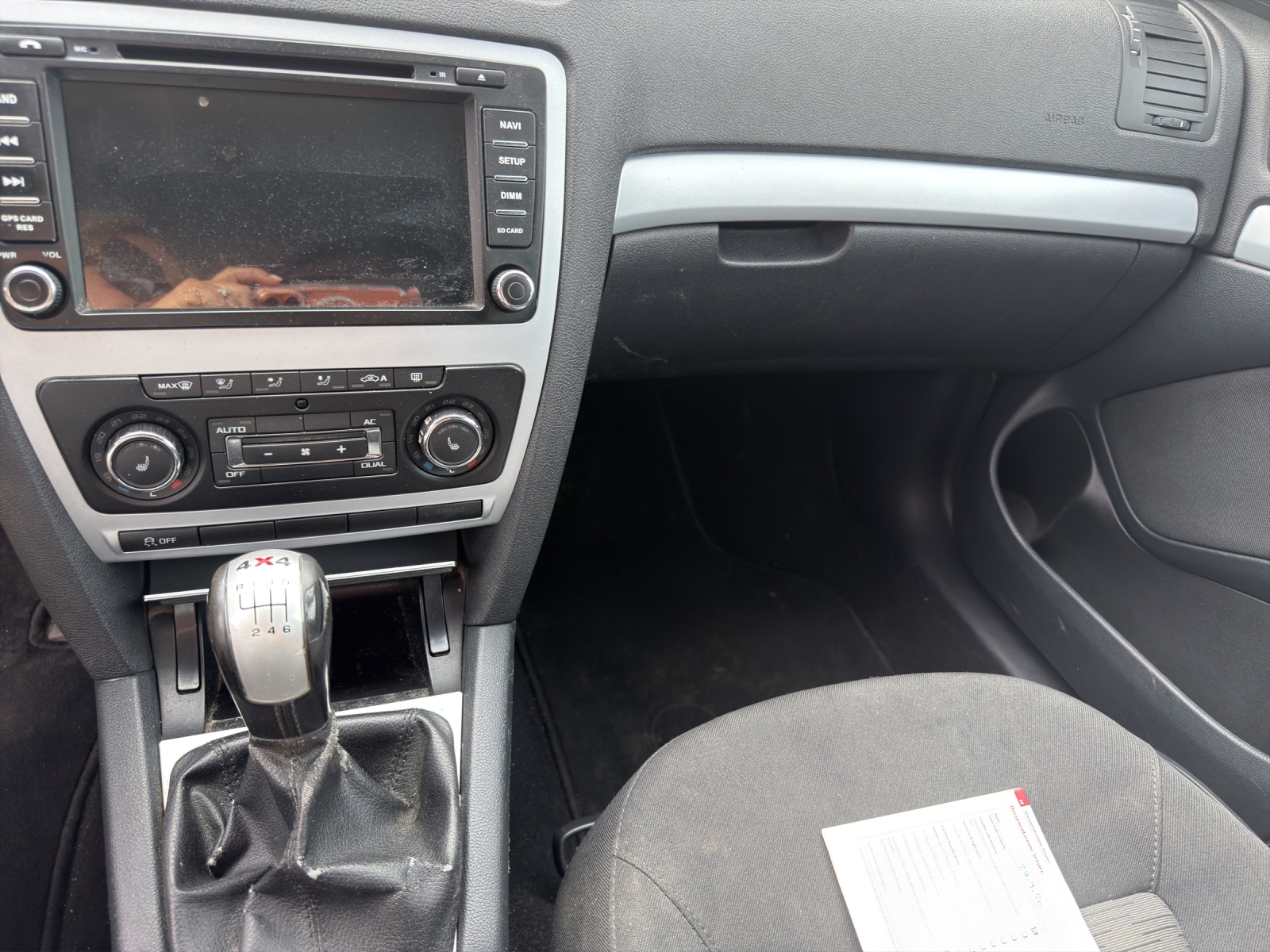 SKODA Octavia Combi 1.6 TDI 4x4-image-5