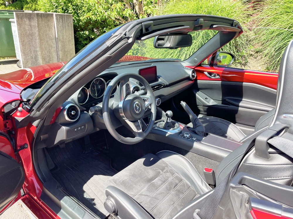 MAZDA 2.0 Exclusive-Line-image-4