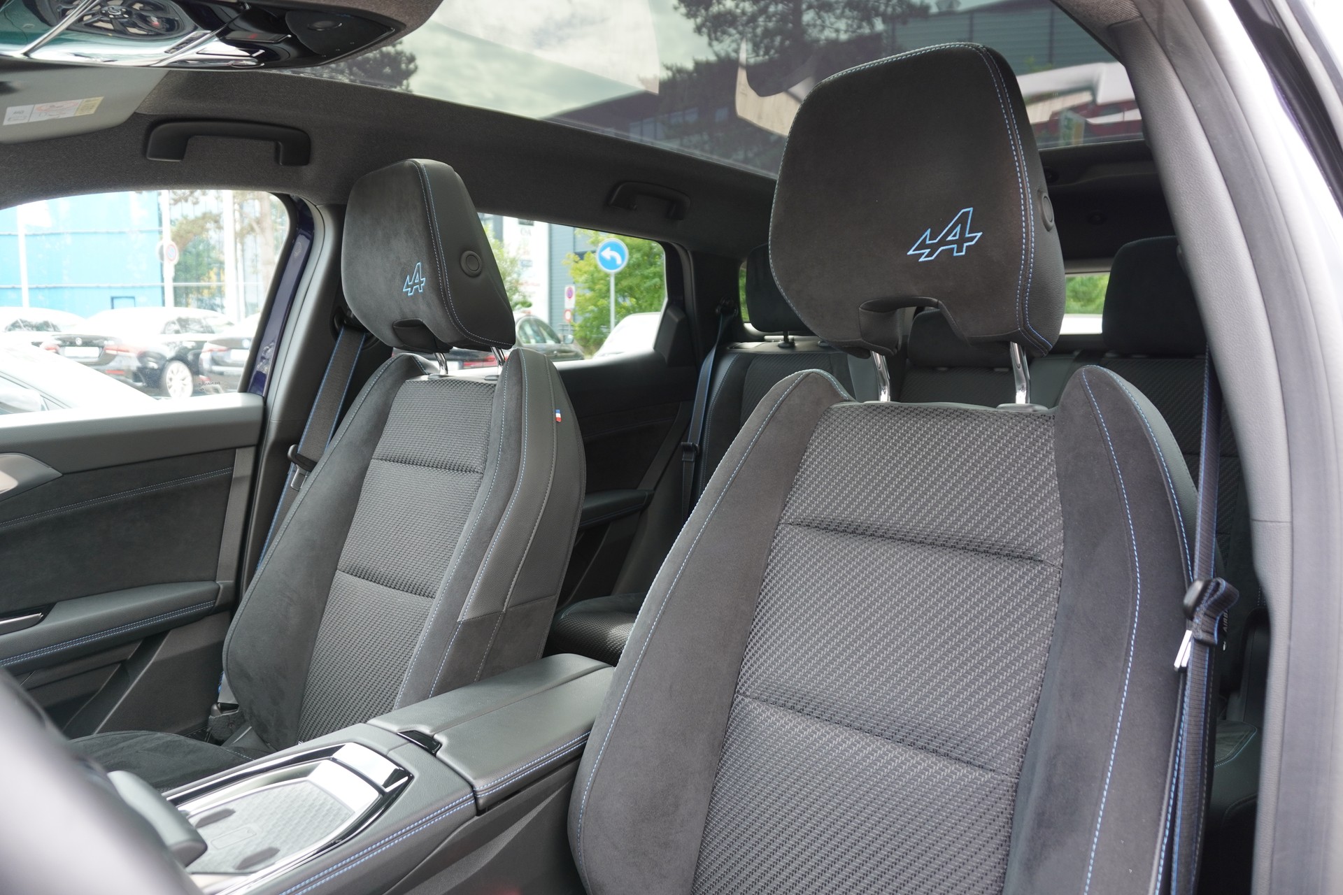 RENAULT Espace 1.2 E-Tech 200 Esprit Alpine-image-12