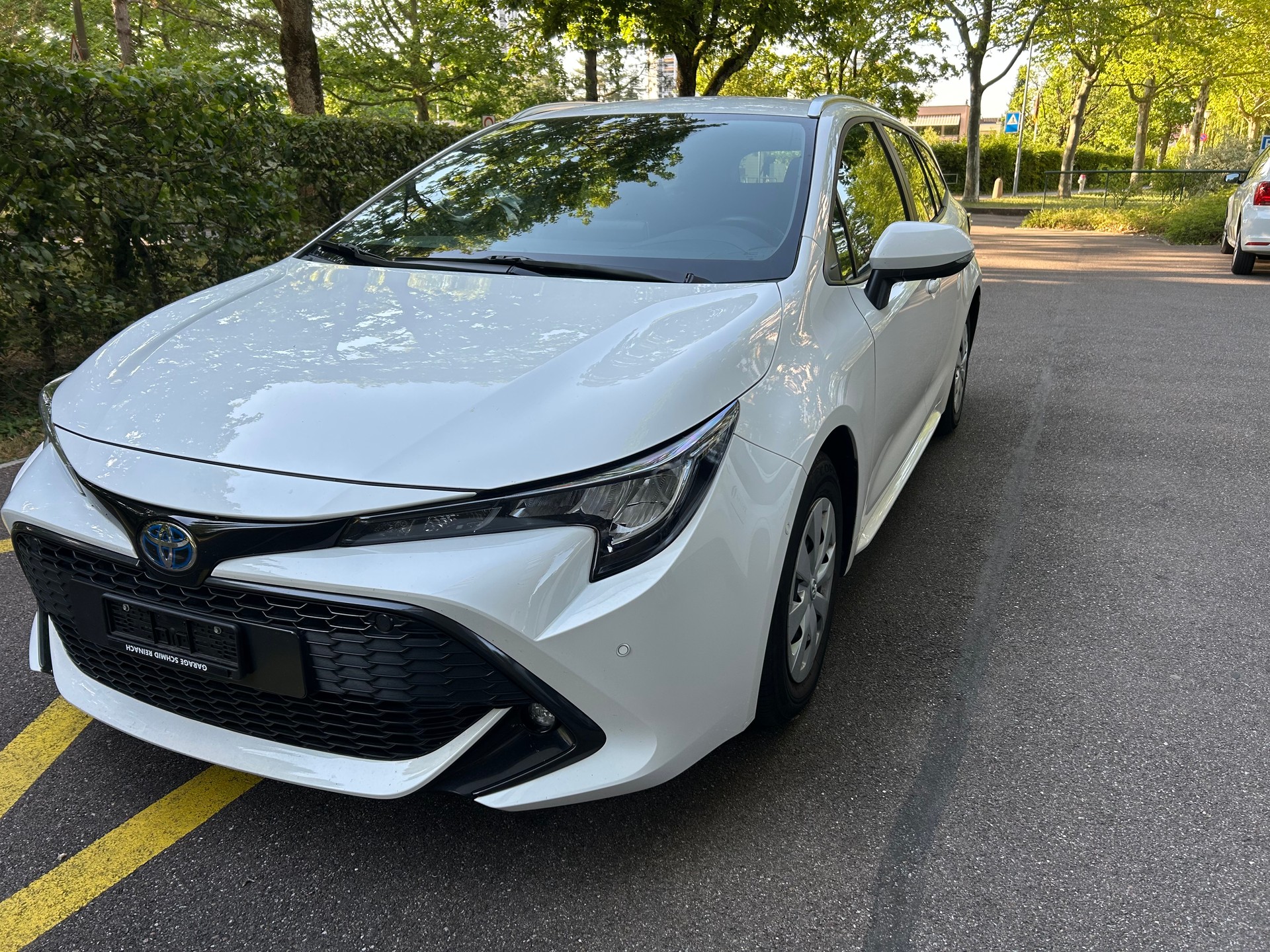 TOYOTA Touring sports 1.8 HSD COMFORT E-CVT-image-3