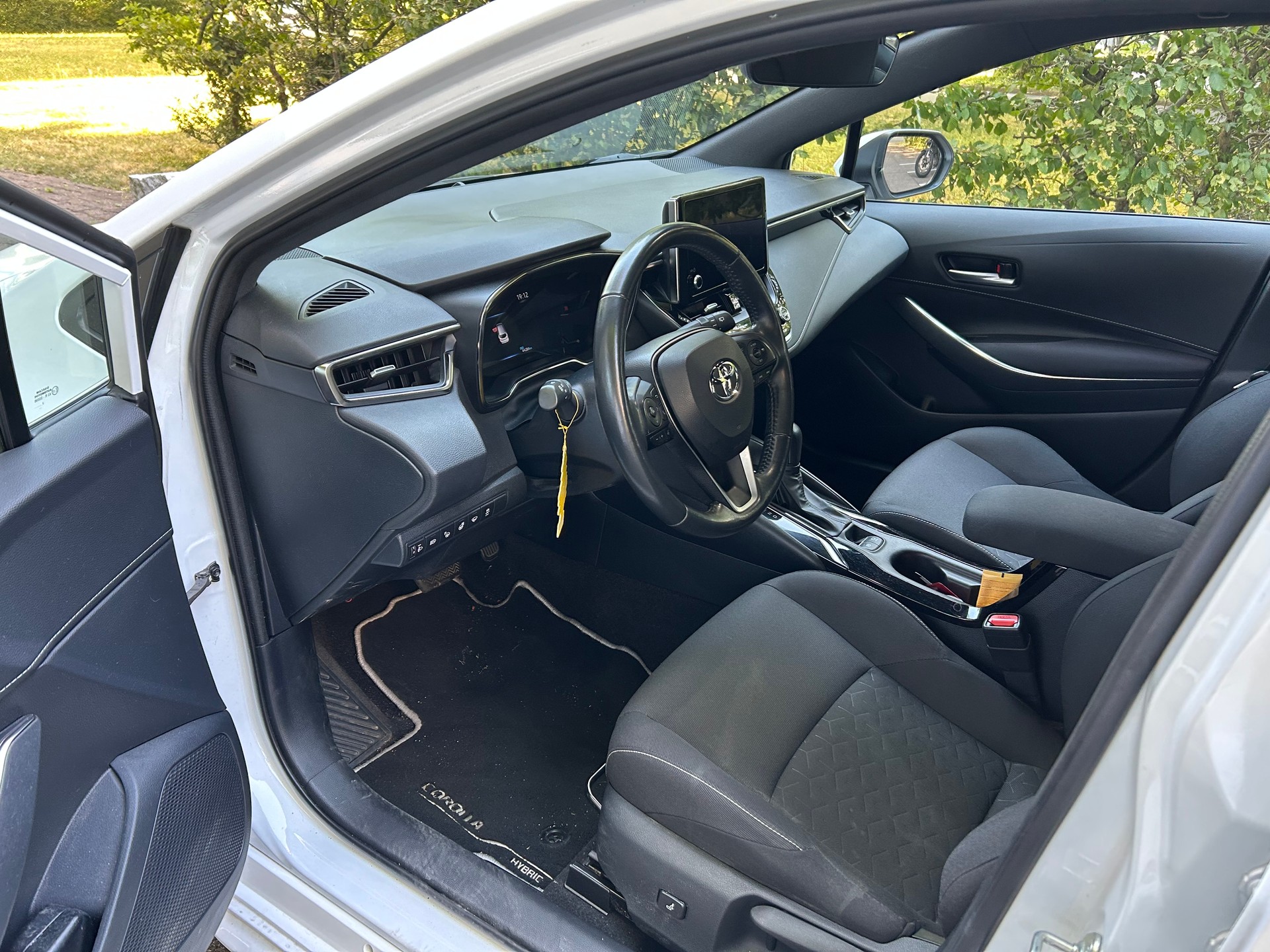 TOYOTA Touring sports 1.8 HSD COMFORT E-CVT-image-8