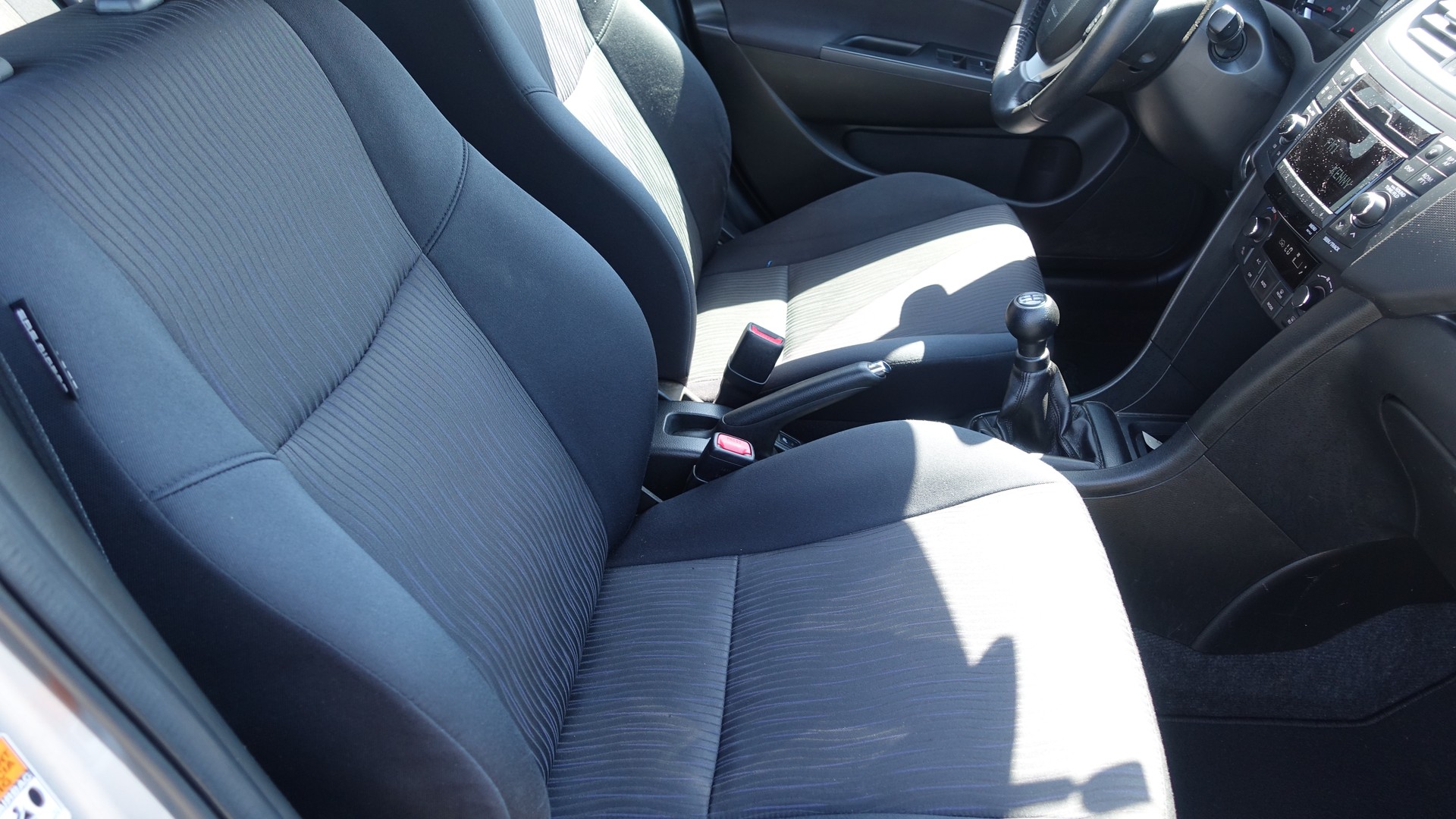 SUZUKI Swift 1.2i 16V GL Piz Sulai 4x4-image-8