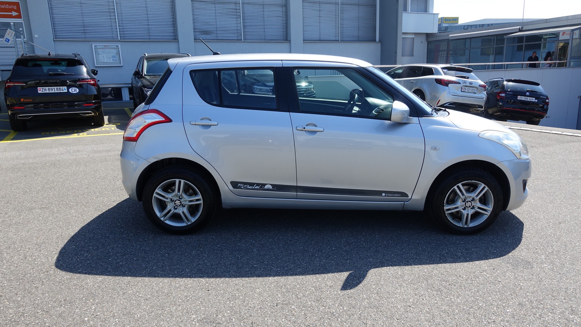 SUZUKI Swift 1.2i 16V GL Piz Sulai 4x4-image-2