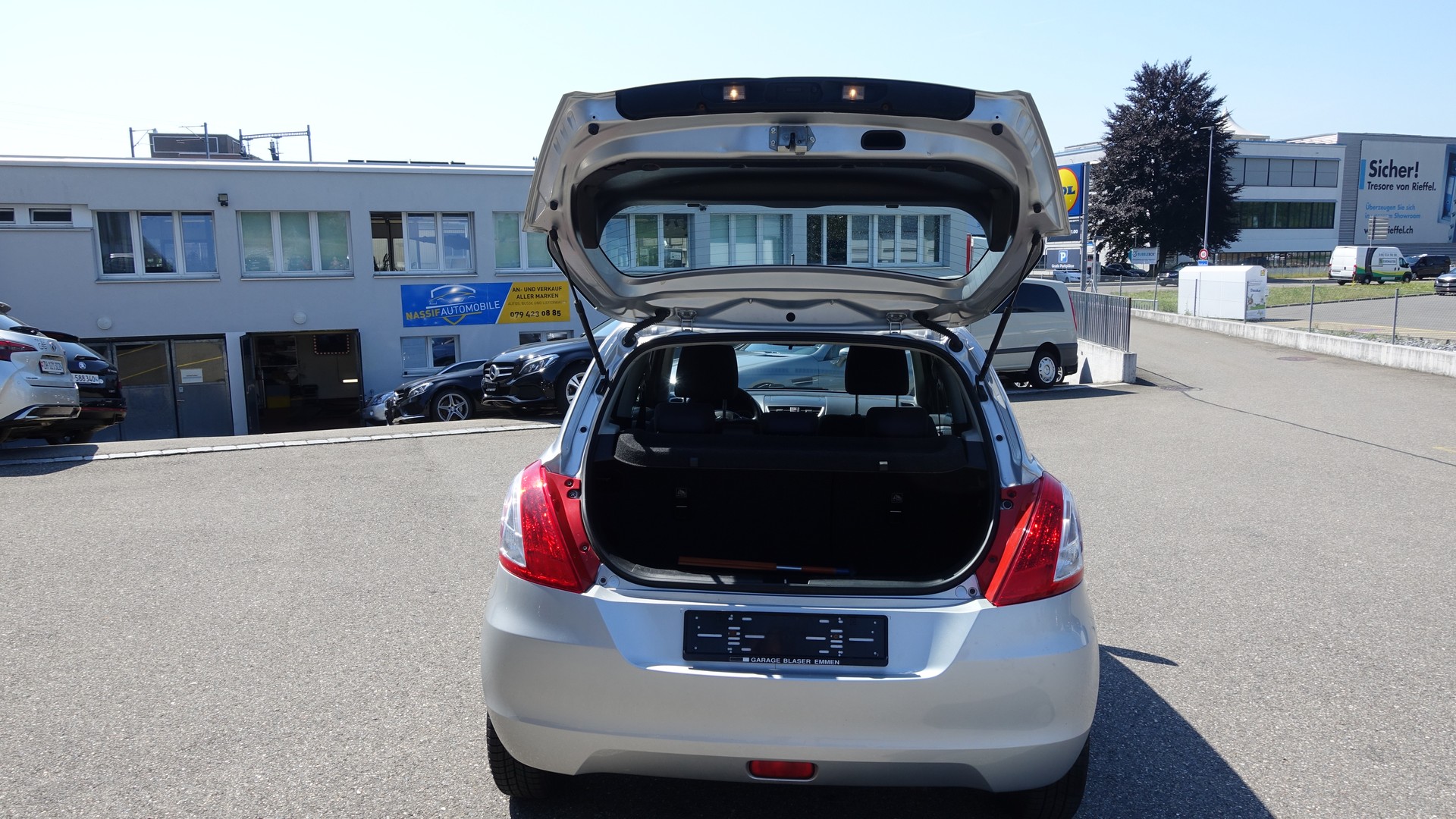 SUZUKI Swift 1.2i 16V GL Piz Sulai 4x4-image-14