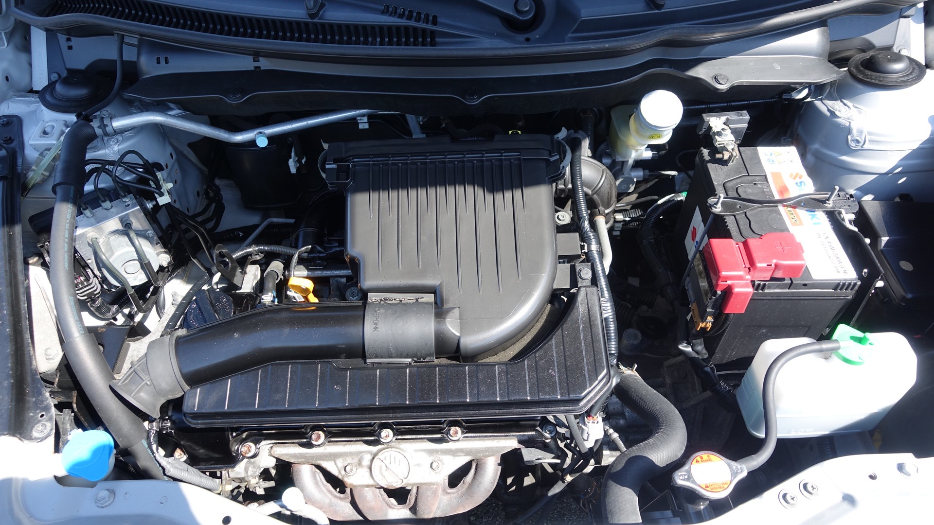 SUZUKI Swift 1.2i 16V GL Piz Sulai 4x4-image-12