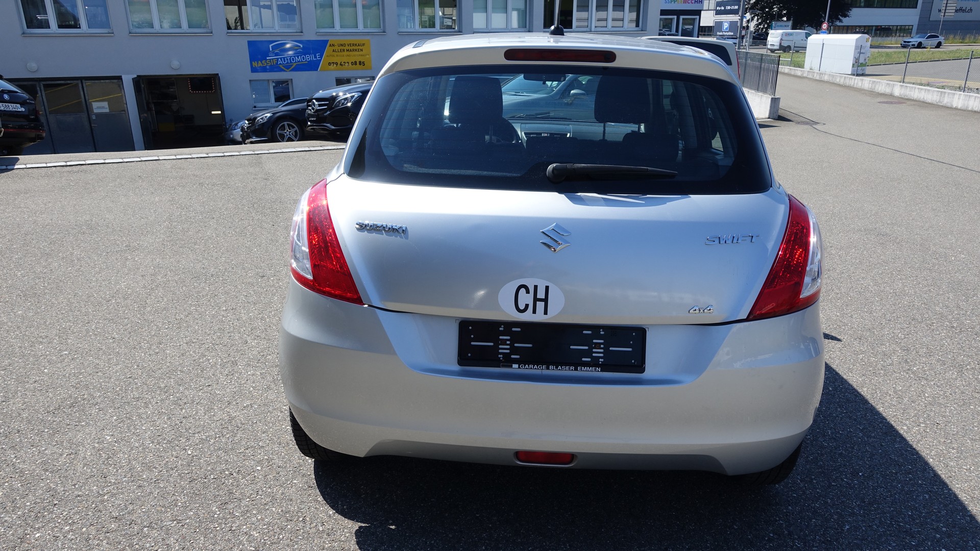 SUZUKI Swift 1.2i 16V GL Piz Sulai 4x4-image-10