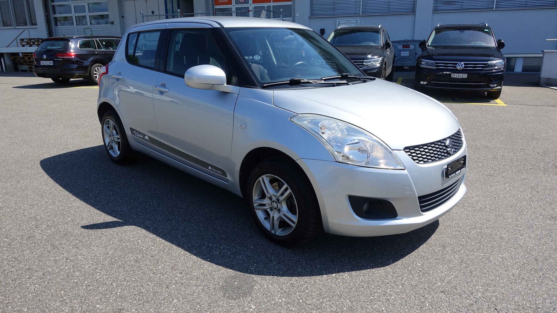 SUZUKI Swift 1.2i 16V GL Piz Sulai 4x4-image-13