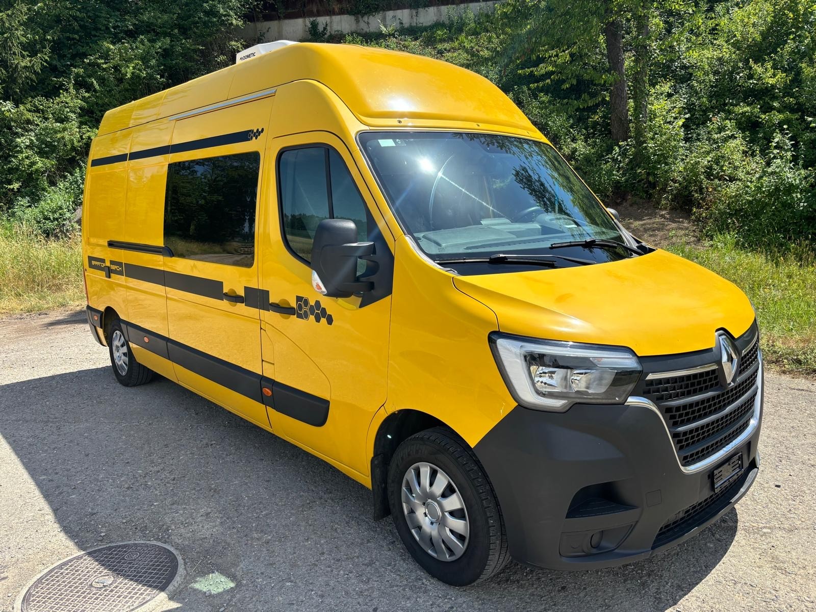 RENAULT Master Saranda Beach-image-1