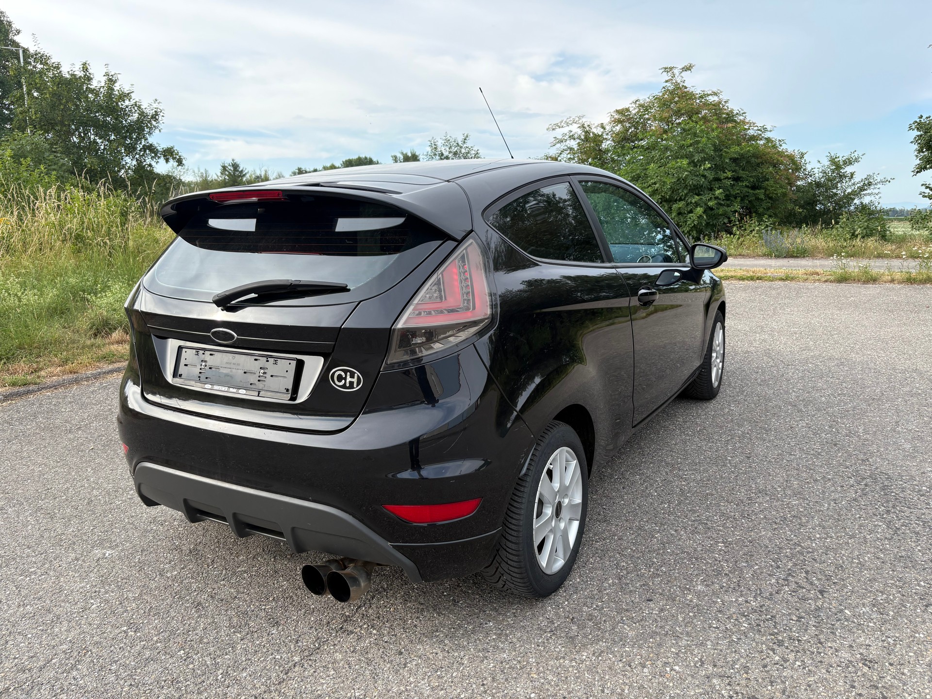 FORD Fiesta 1.6 16V Sport-image-5