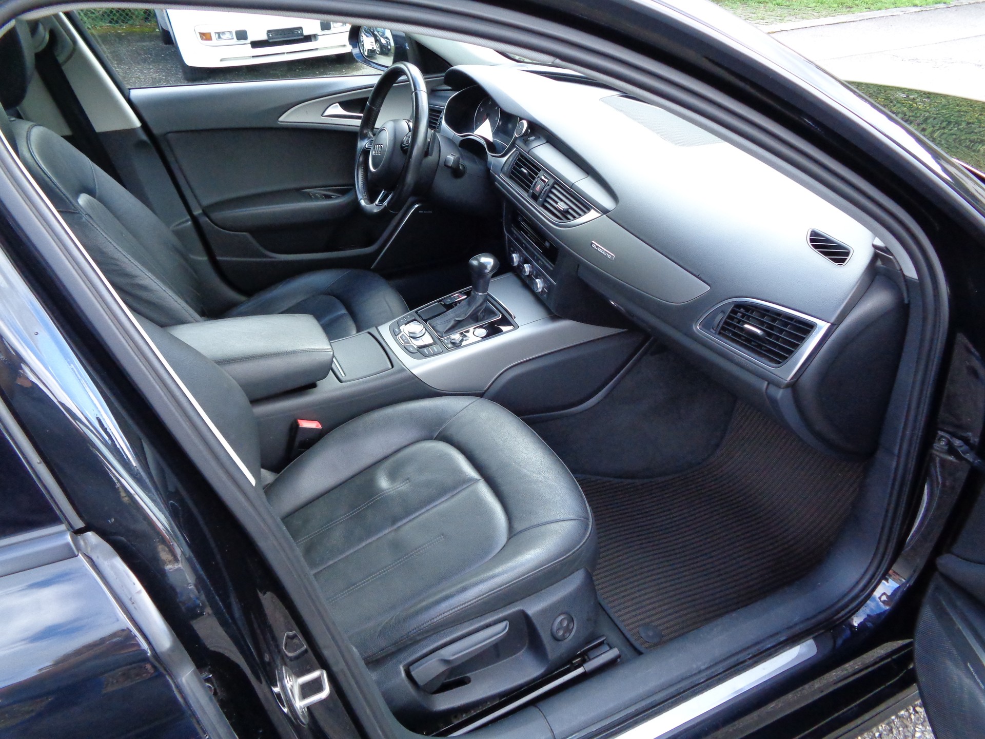 AUDI A6 allroad 3.0 BiTDI V6 quattro tiptronic-image-5