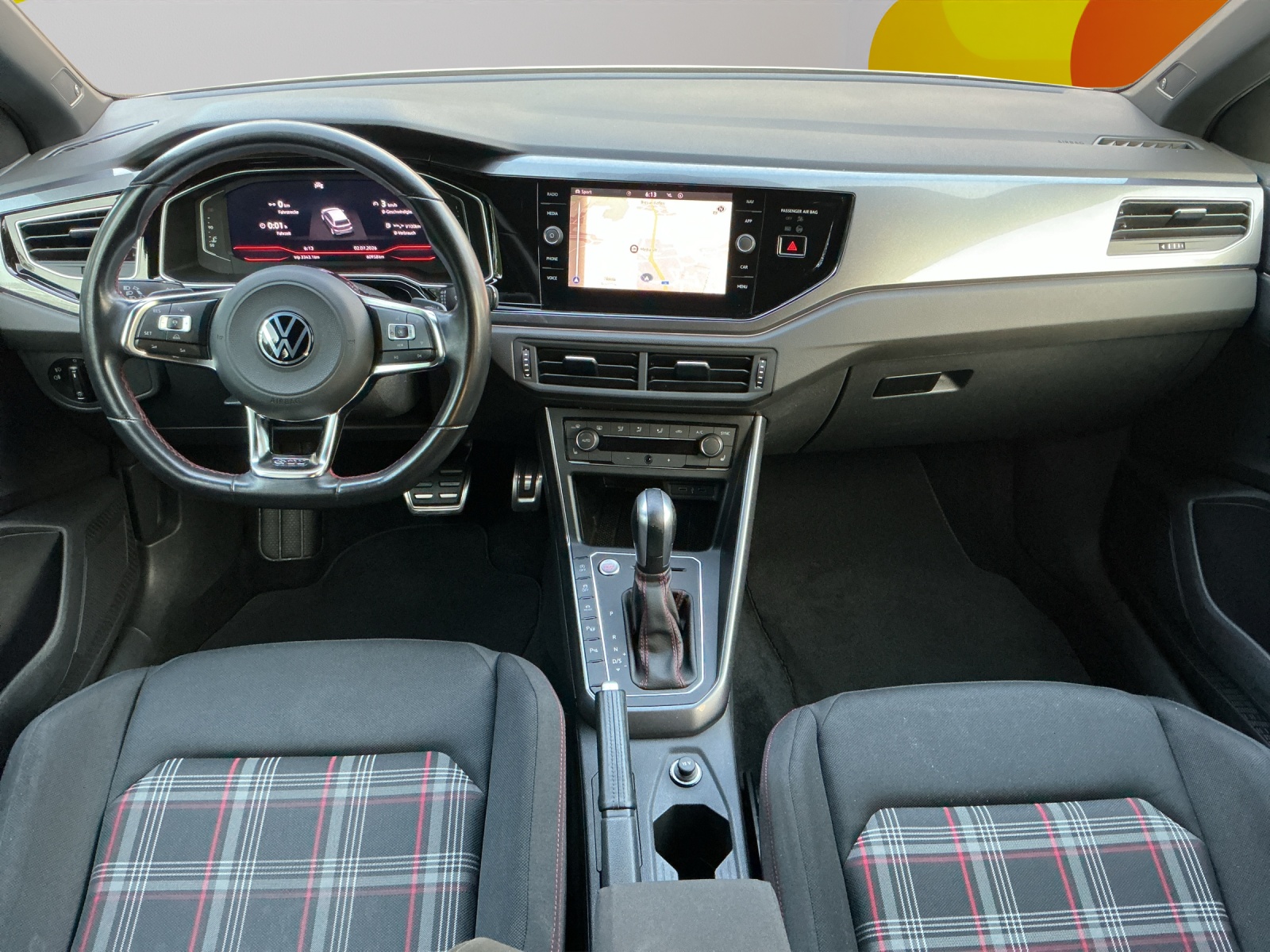 VW Polo 2.0 TSI GTI DSG-image-8