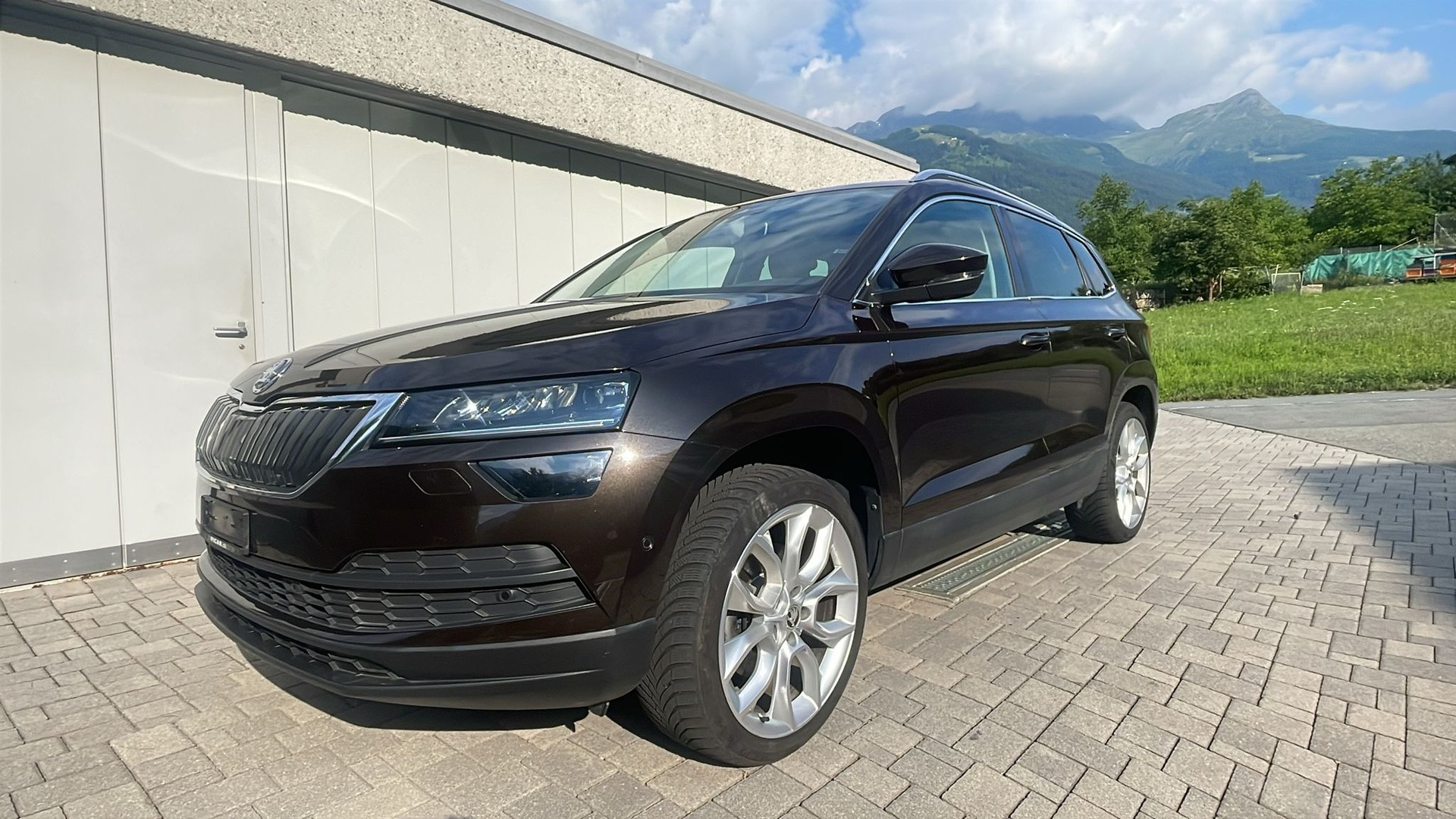 SKODA Karoq 2.0 TDI CR Ambition 4x4 DSG-image-0