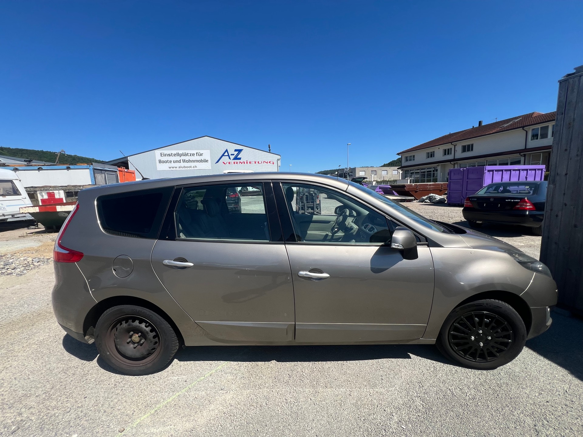 RENAULT Grand Scénic 2.0 16V Dynamique X-Tronic CVT-image-7