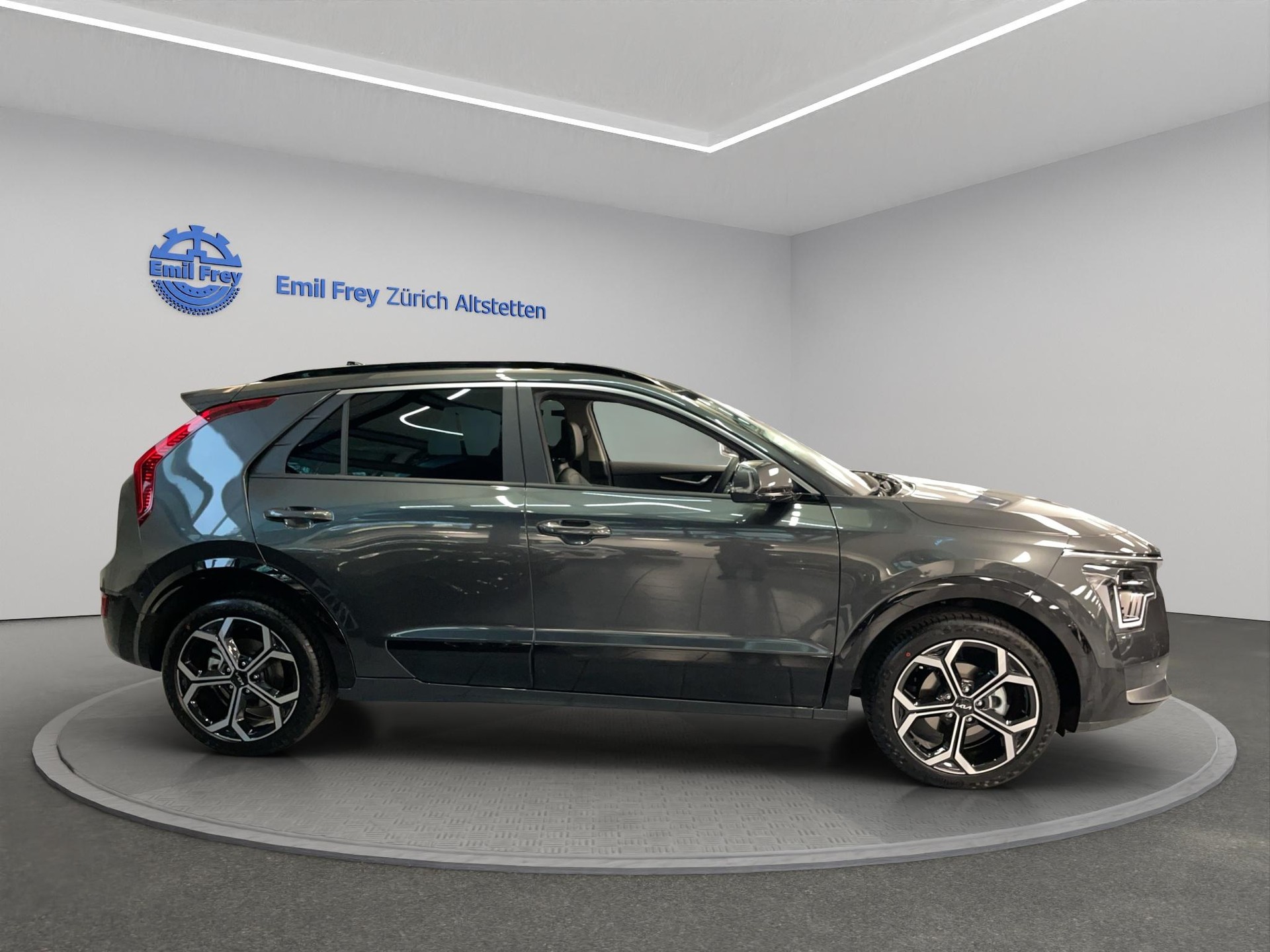 KIA Niro 1.6 GDi Hybrid Style-image-3