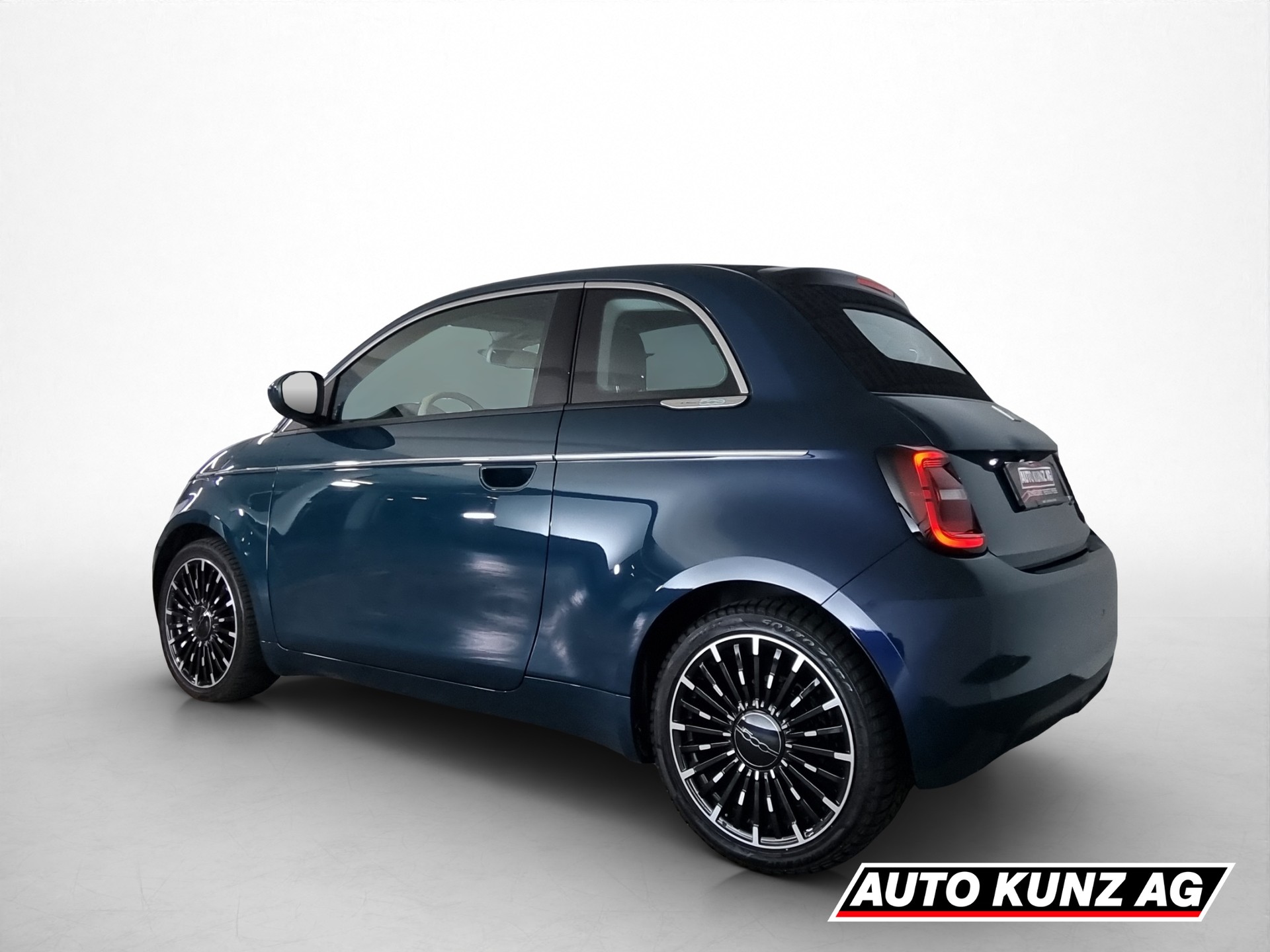 FIAT 500 C electric 87 kW La Prima by Bocelli-image-3