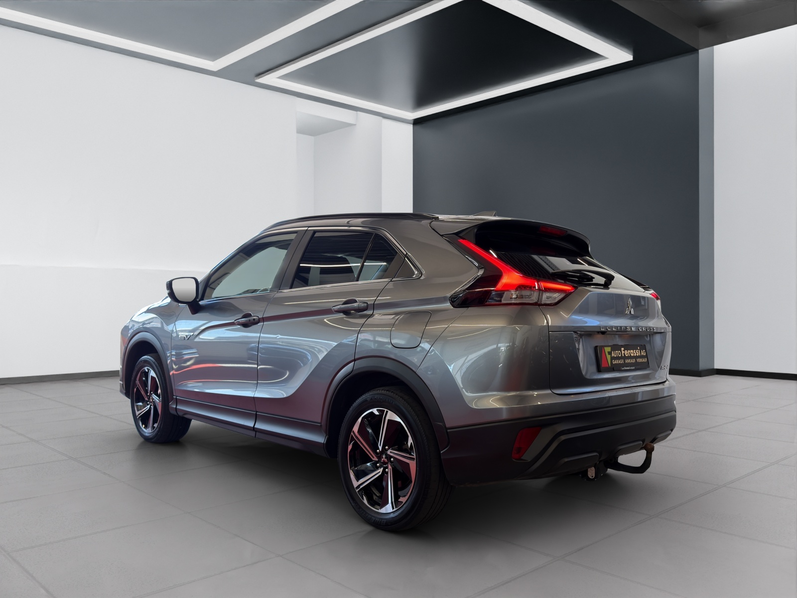 MITSUBISHI Eclipse Cross 2.4 PHEV Inform 4WD-image-3