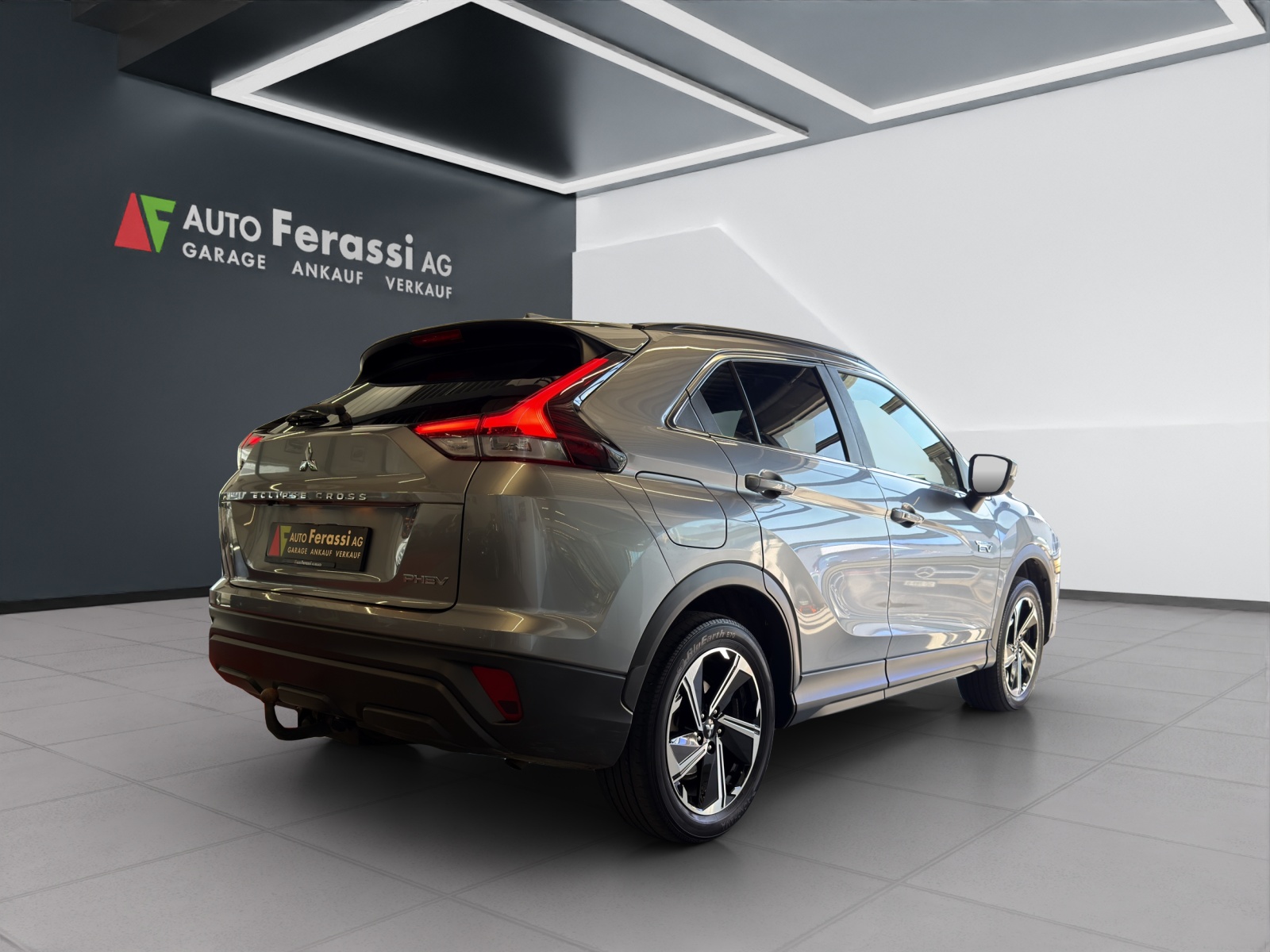 MITSUBISHI Eclipse Cross 2.4 PHEV Inform 4WD-image-5