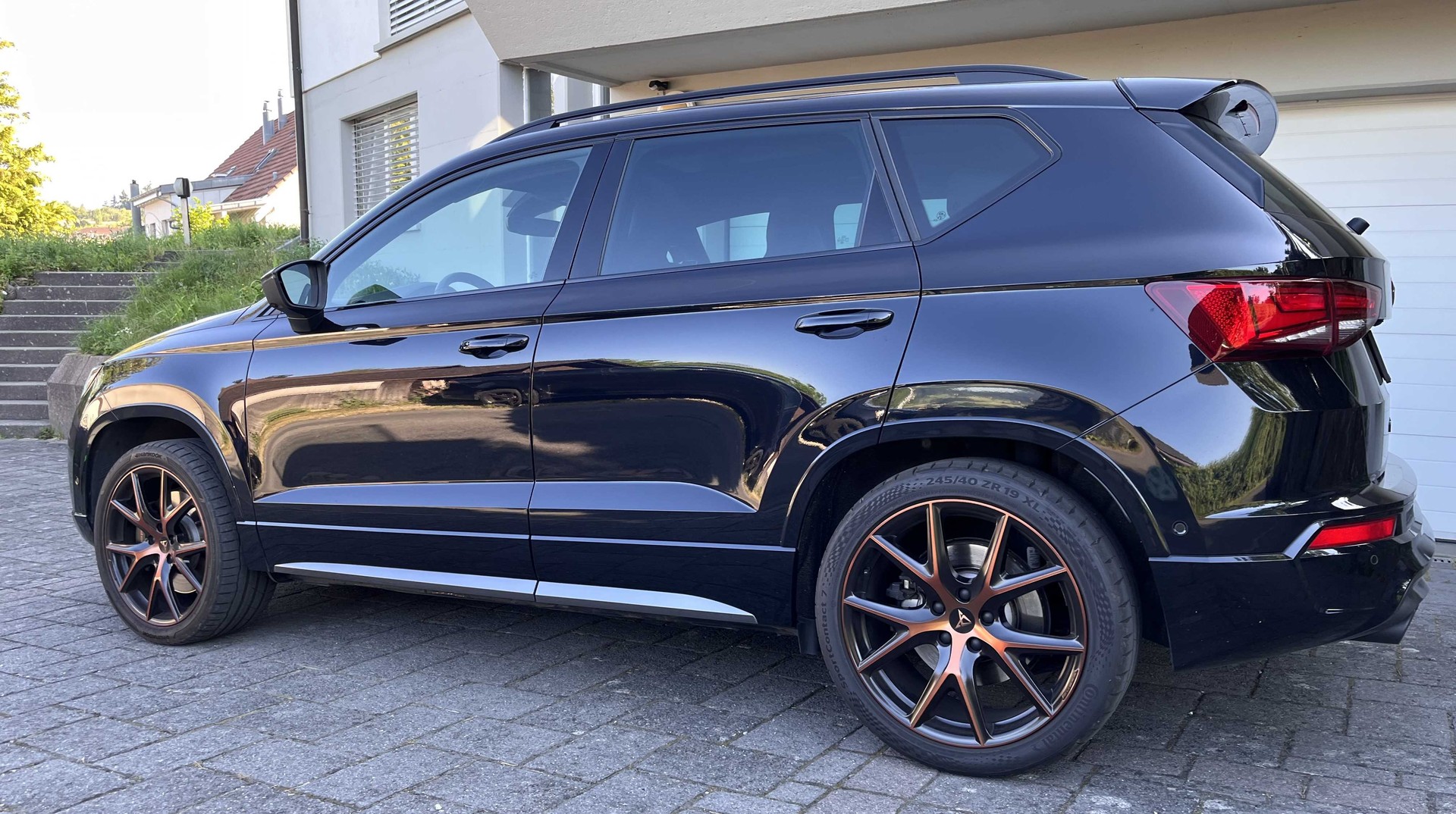 CUPRA Ateca 2.0TSI 4Drive DSG 300 PS ab Werk-image-8