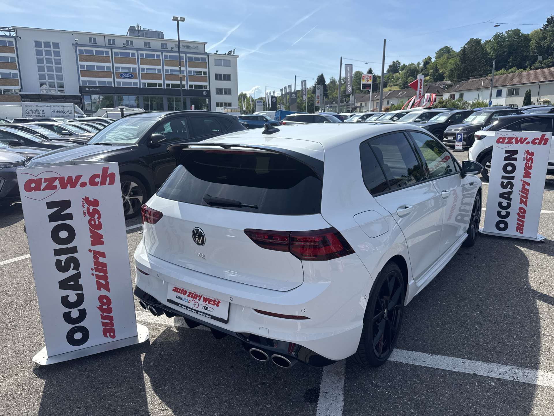 VW Golf 2.0 TSi R 320PS 4Motion DSG-Automat-showroom-element-2