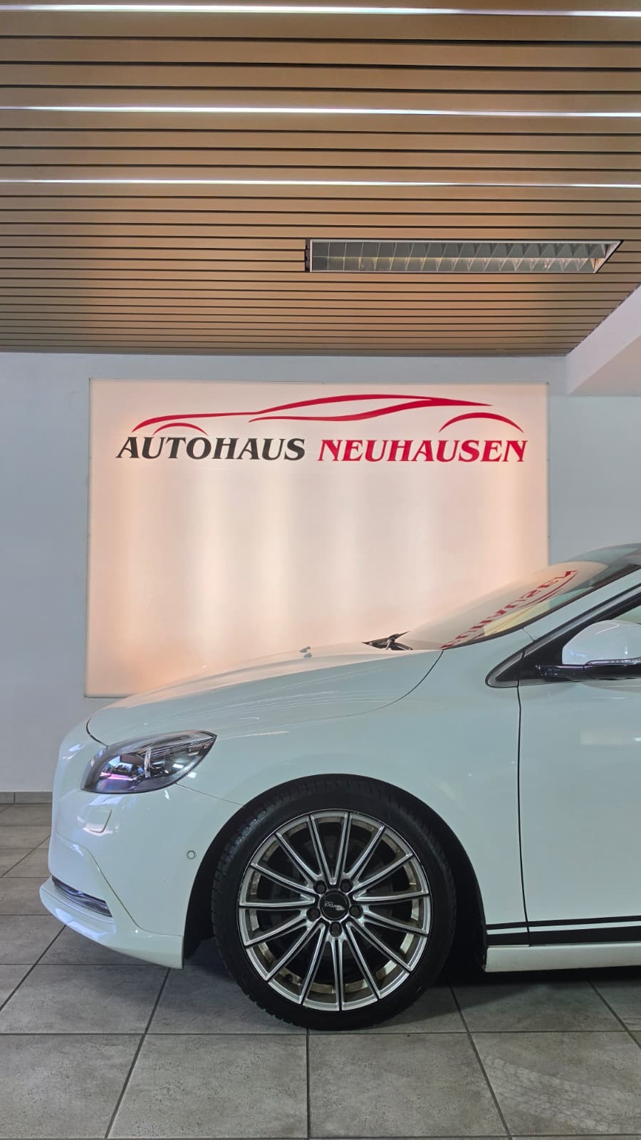 VOLVO VOLVO V40 D4, HEICO SPORTIV UMBAU-image-4