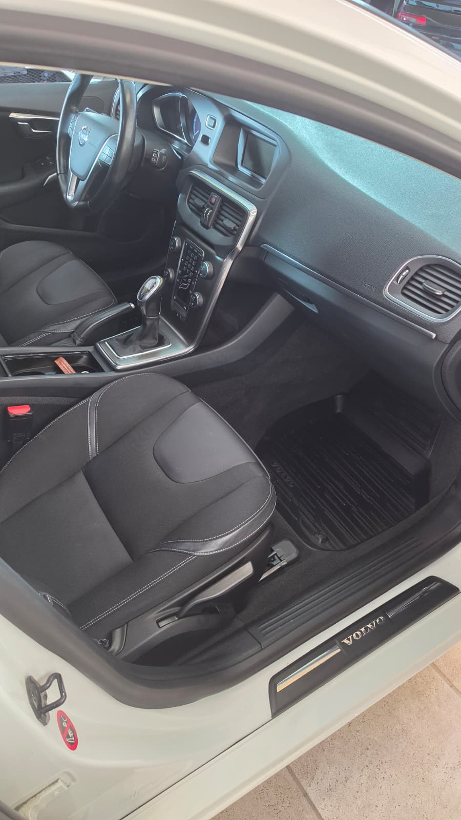 VOLVO VOLVO V40 D4, HEICO SPORTIV UMBAU-image-10