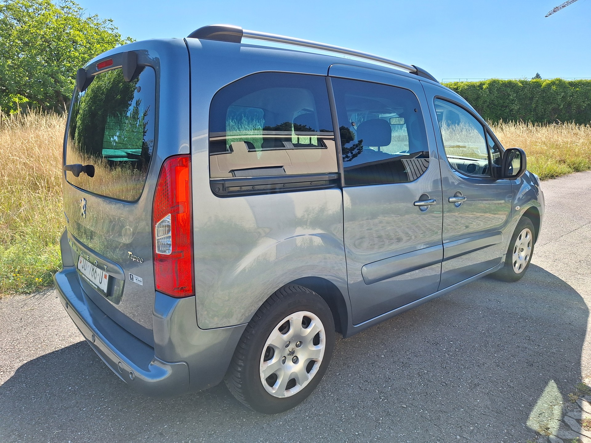 PEUGEOT Partner 1.6 HDI Trendy Clim (Pack)-image-5