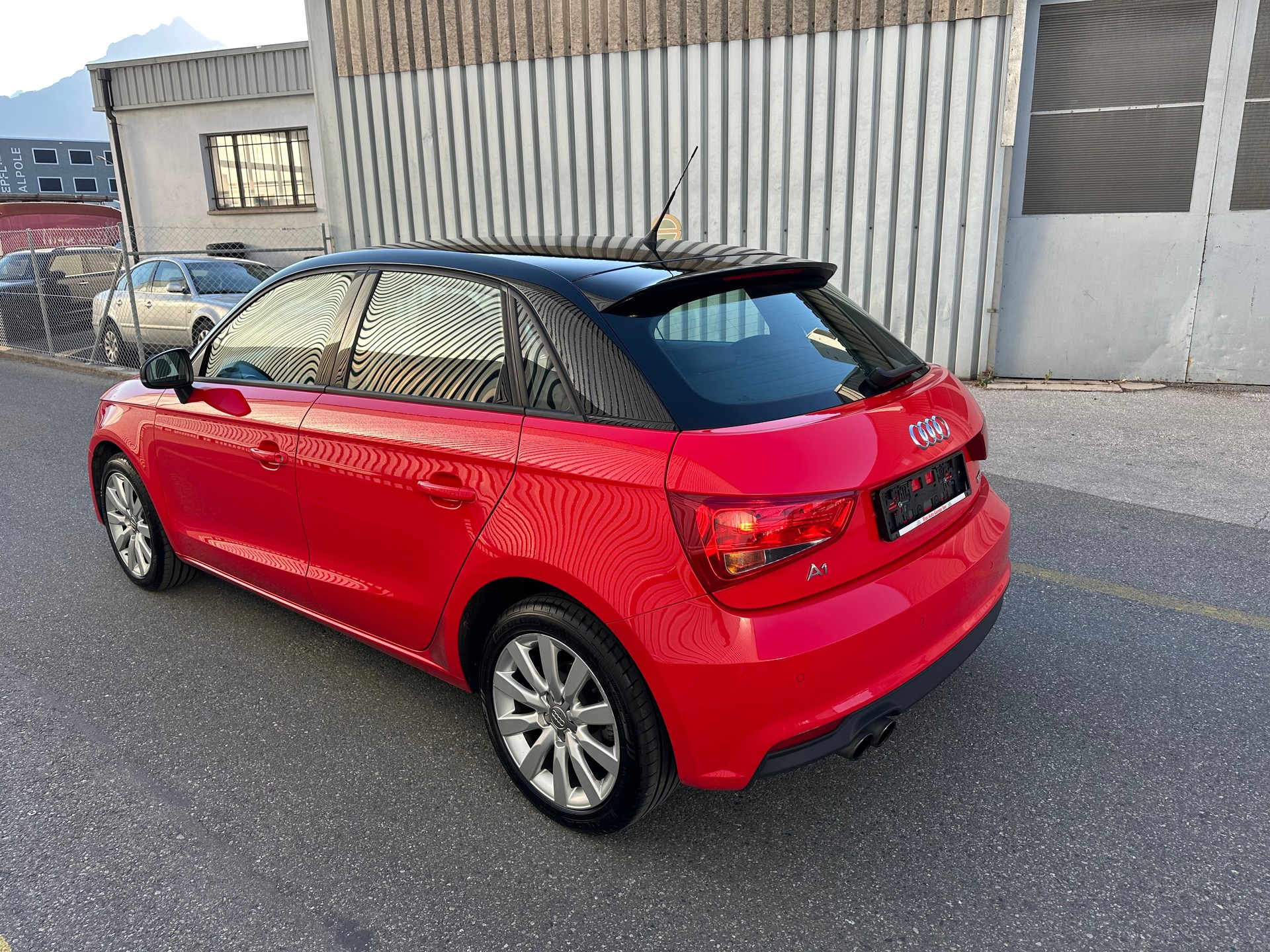 AUDI A1 Sportback 1.4 TFSI Design-image-5