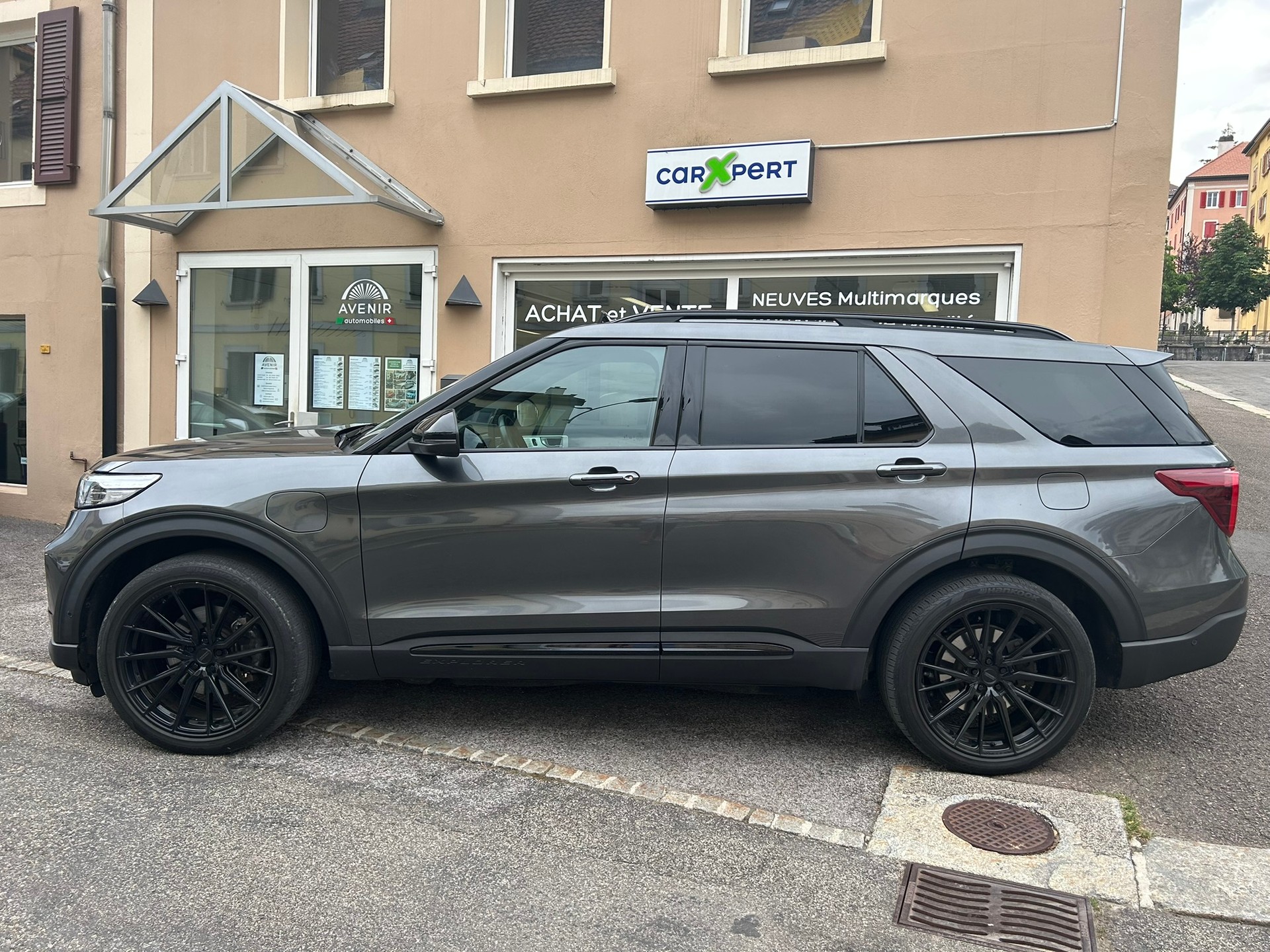 FORD Explorer 3.0 V6 Plug-in Hybrid ST-Line-image-1