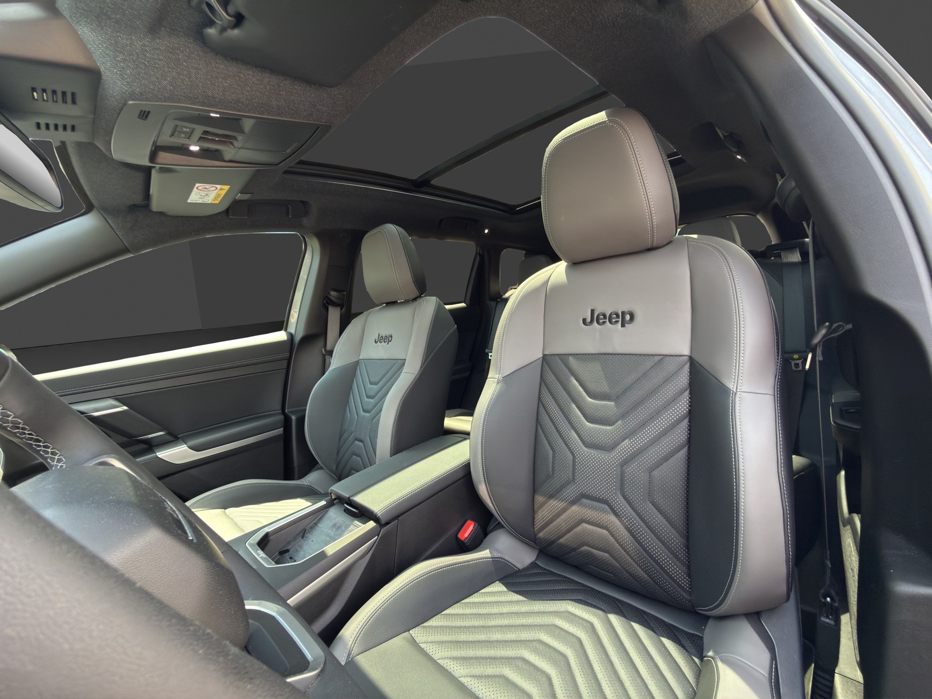 JEEP Compass 1.2 T e-Hybrid First Edition-image-15