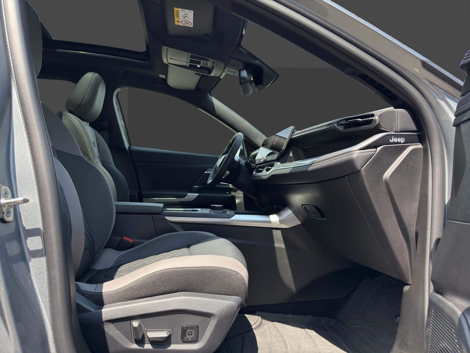 JEEP Compass 1.2 T e-Hybrid First Edition-image-13