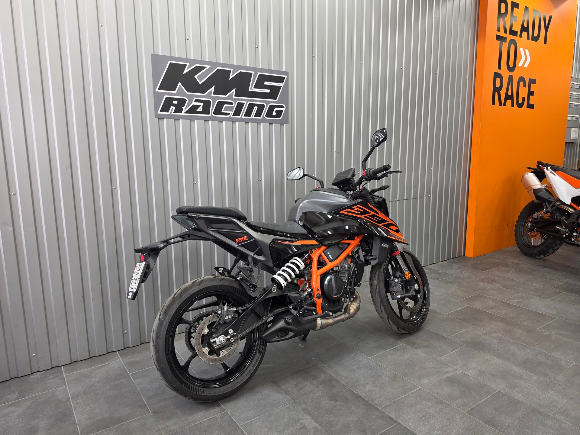 KTM 390 Duke-image-5