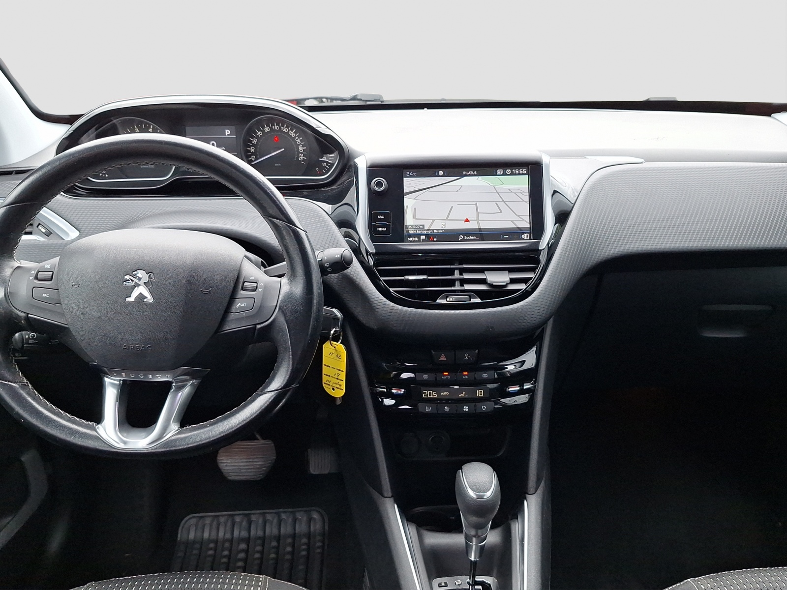 PEUGEOT 208 1.2 PureTech Allure S/S-image-8