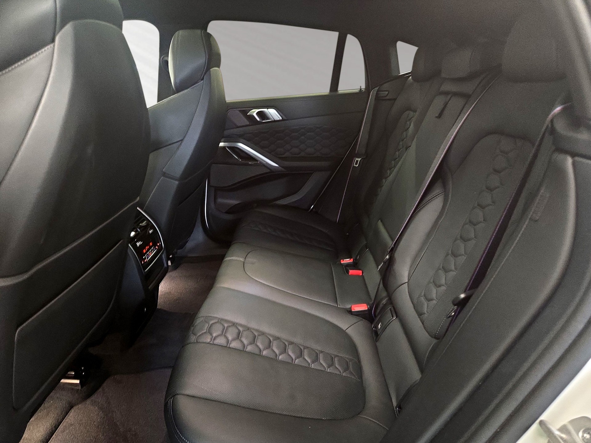 BMW X6M Steptronic M Competition-image-6