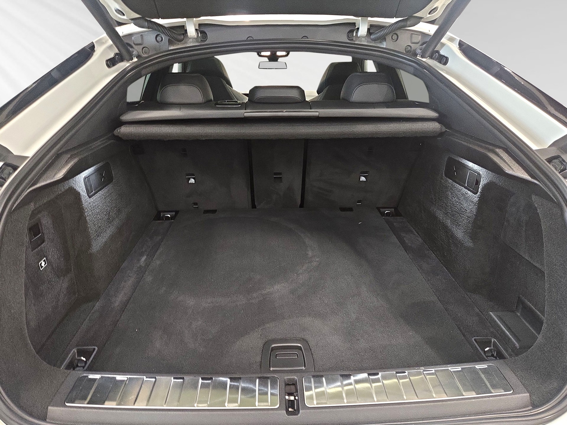 BMW X6M Steptronic M Competition-image-7