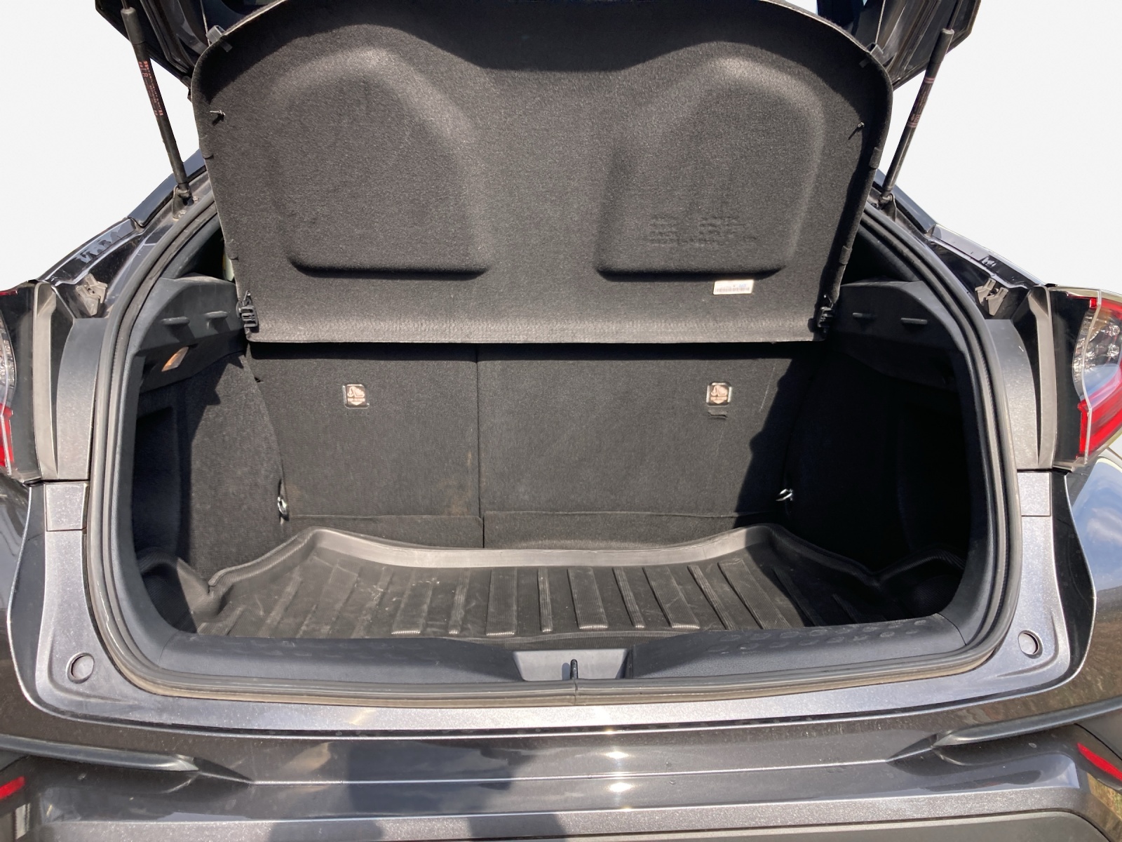 TOYOTA C-HR 1.8 HSD CVT Trend-image-12