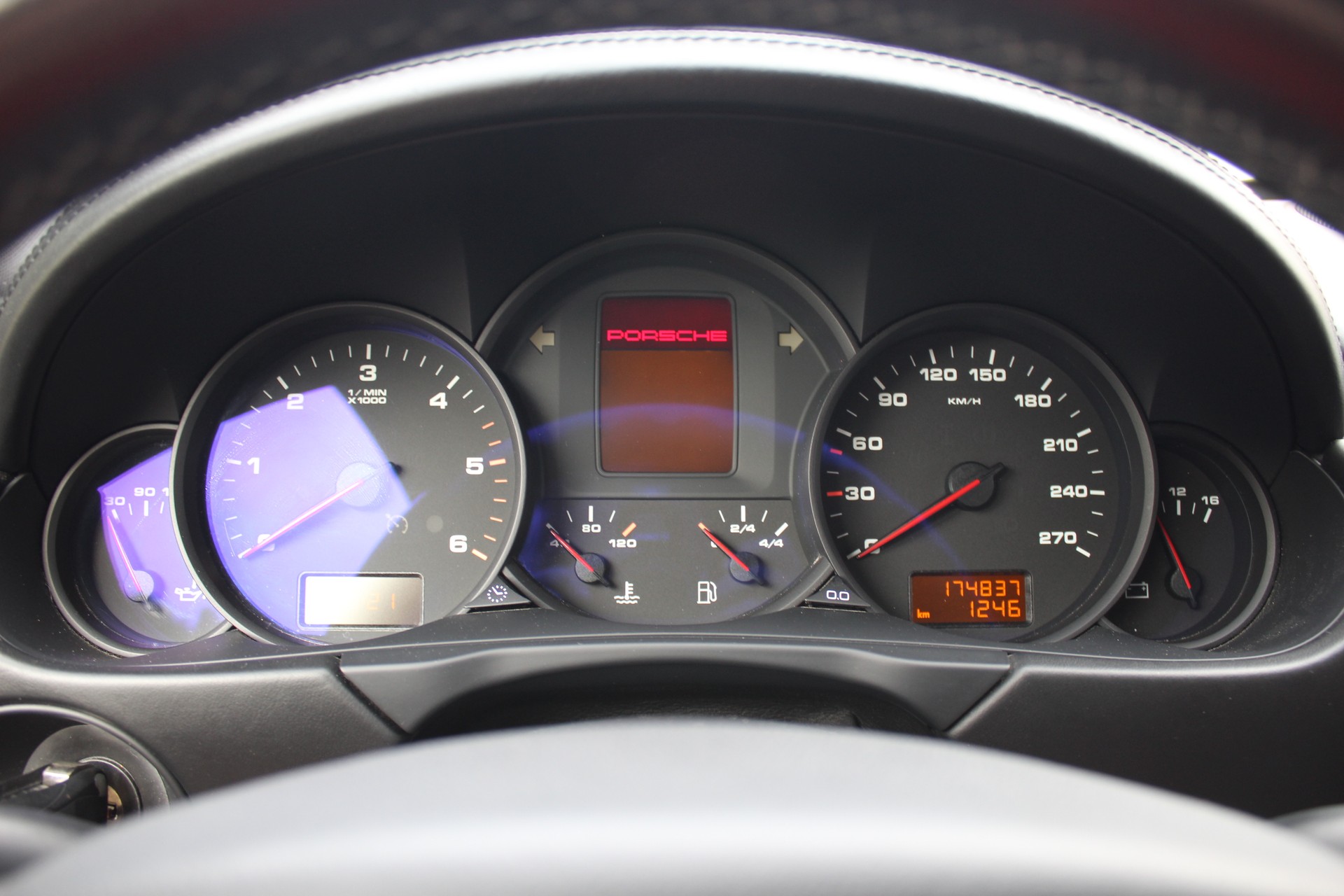 PORSCHE Cayenne Diesel-image-6