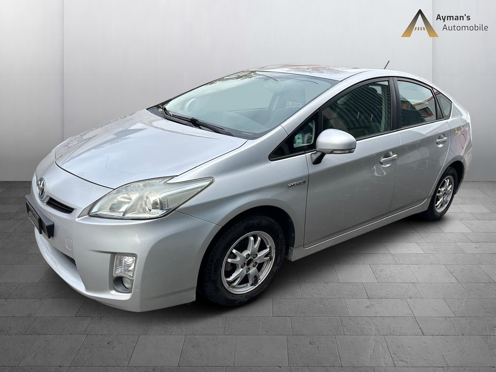 TOYOTA Prius 1.8 16V HSD Luna