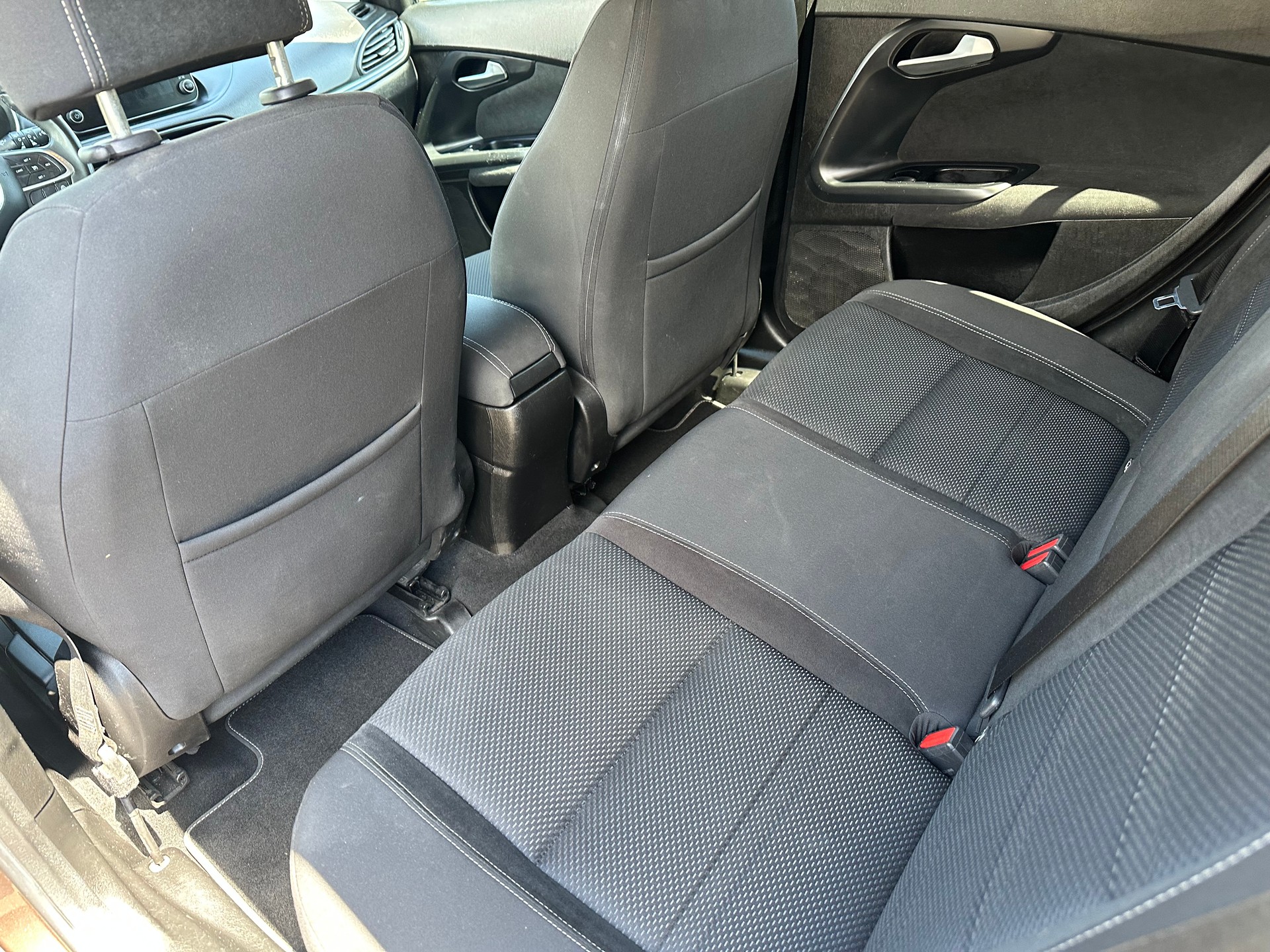 FIAT Tipo 1.6MJ Lounge-image-8