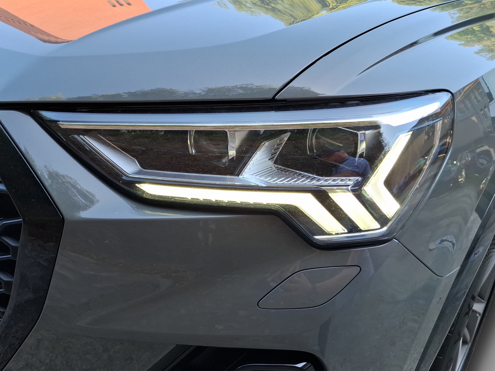 AUDI Q3 Sportback 40 TFSI S line quattro S-tronic-image-15