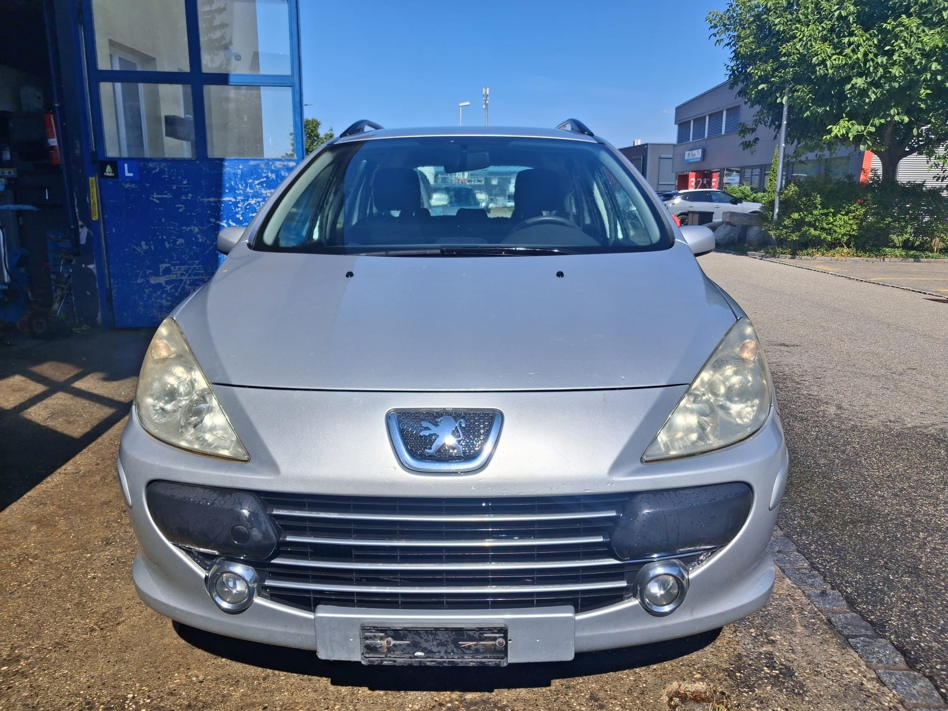 PEUGEOT 307 SW 1.6 HDI Premium-image-1