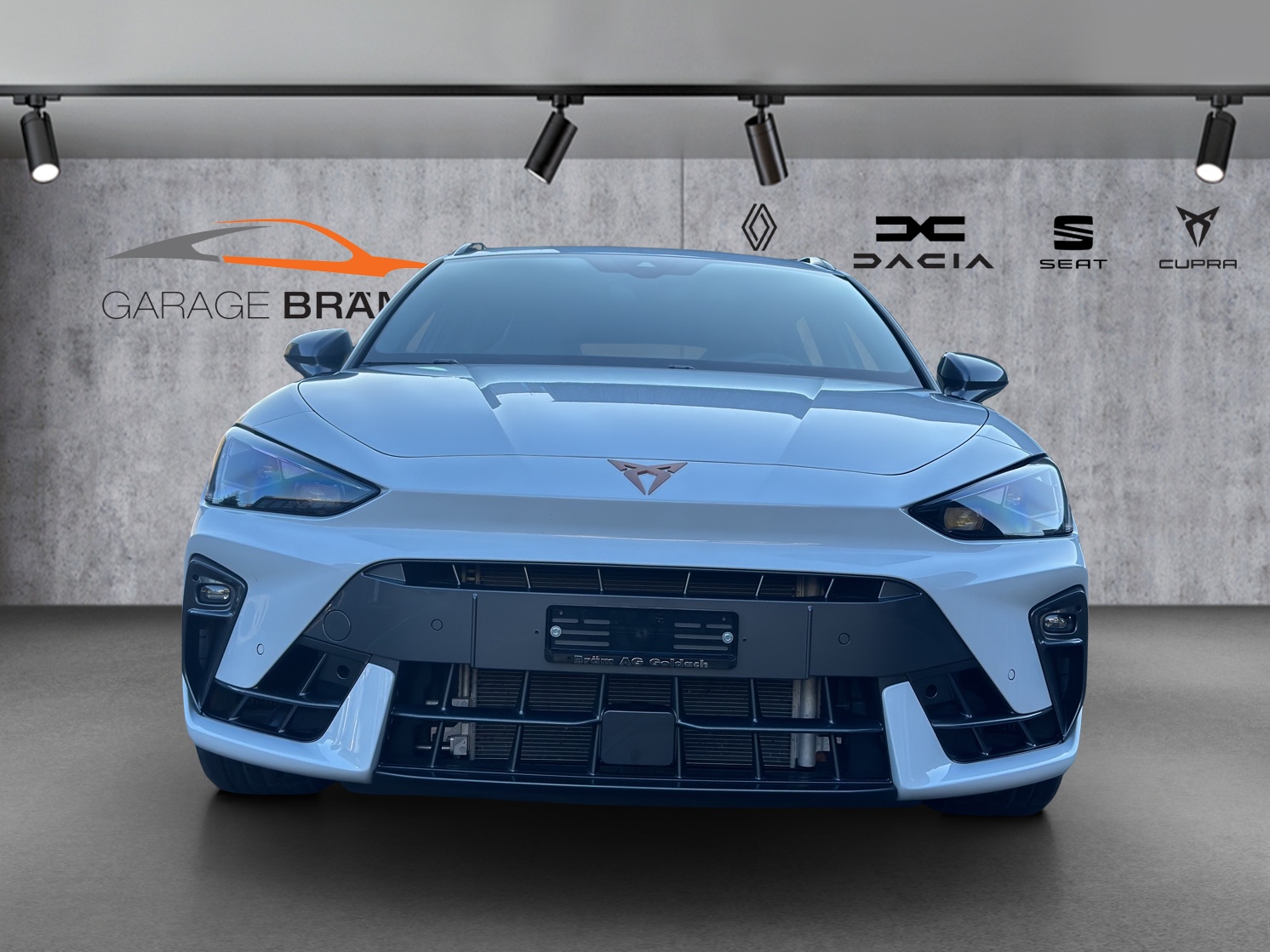 CUPRA LEON ST 2.0 TSI VZ DSG 4Drive-showroom-element-1