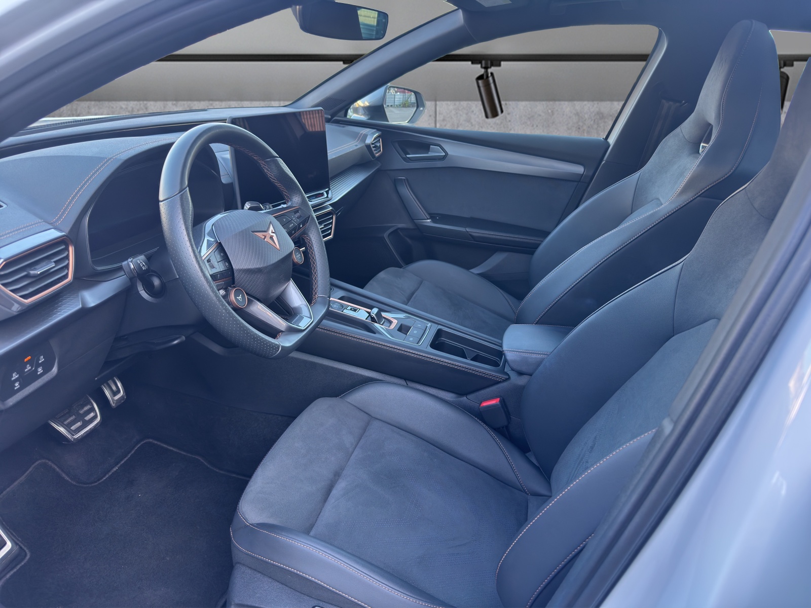 CUPRA LEON ST 2.0 TSI VZ DSG 4Drive-image-5