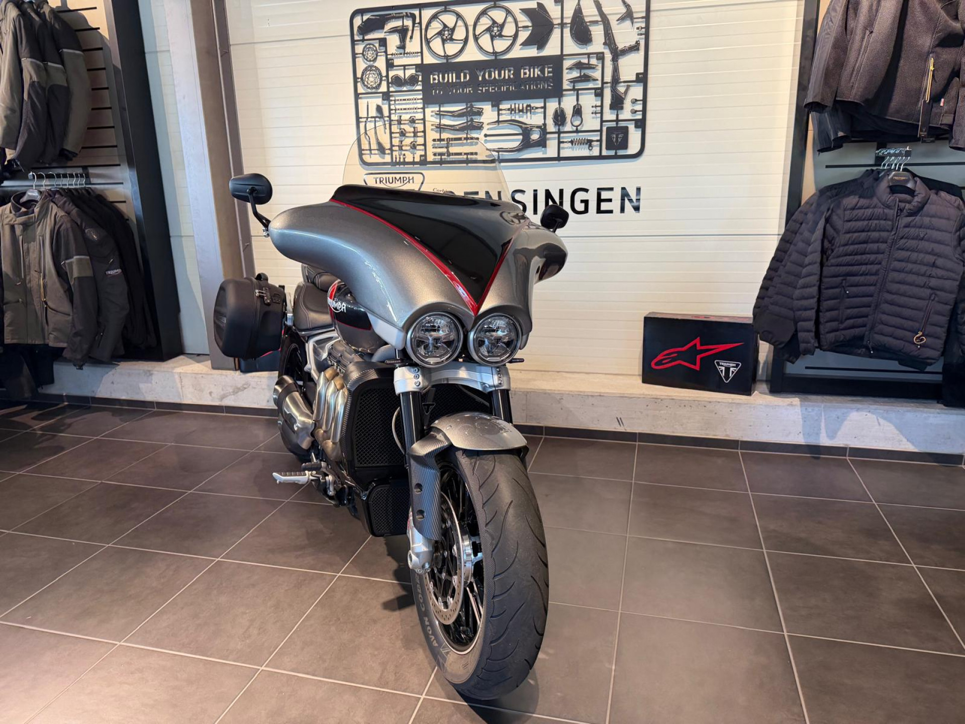 TRIUMPH Rocket 3 R-showroom-element-1