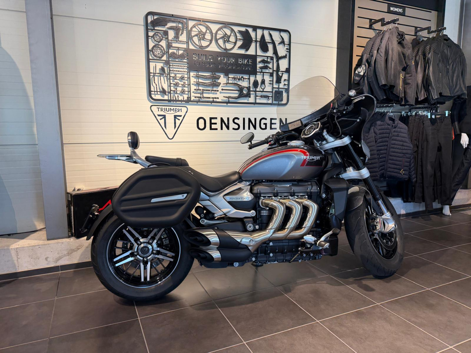 TRIUMPH Rocket 3 R-showroom-element-2