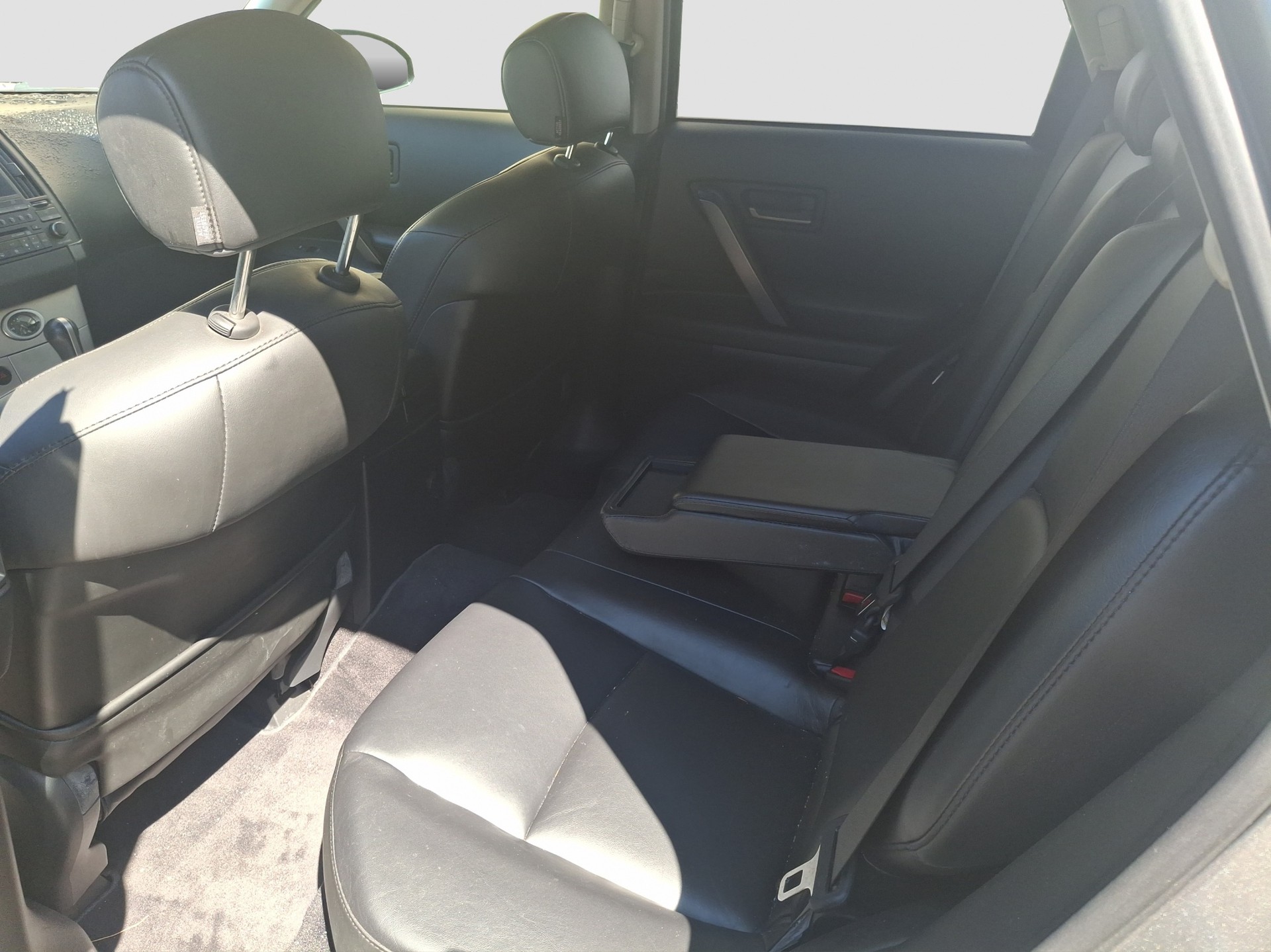 INFINITI FX35-image-4