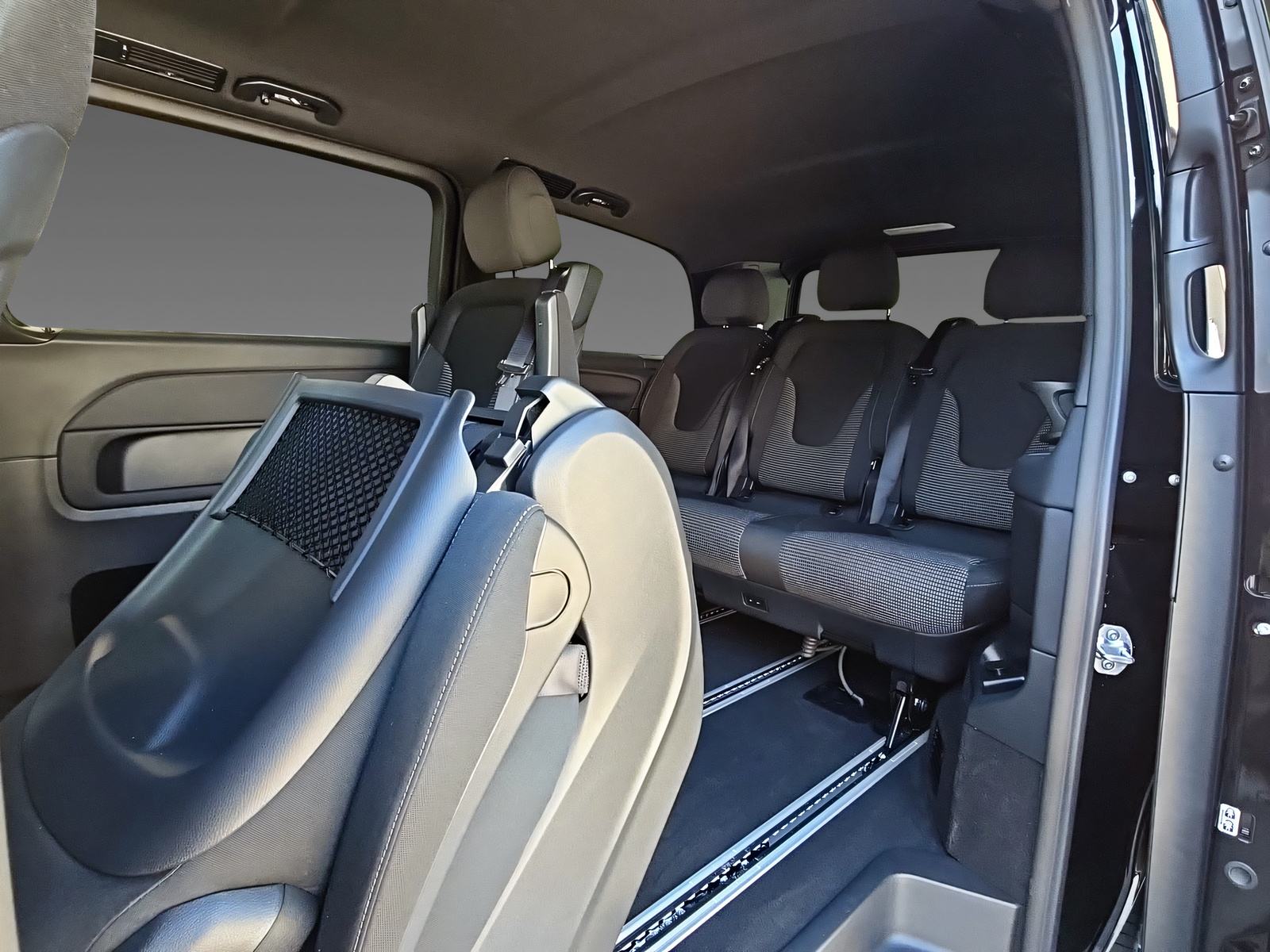 MERCEDES-BENZ V 250 d 4Matic Trend lang-image-11