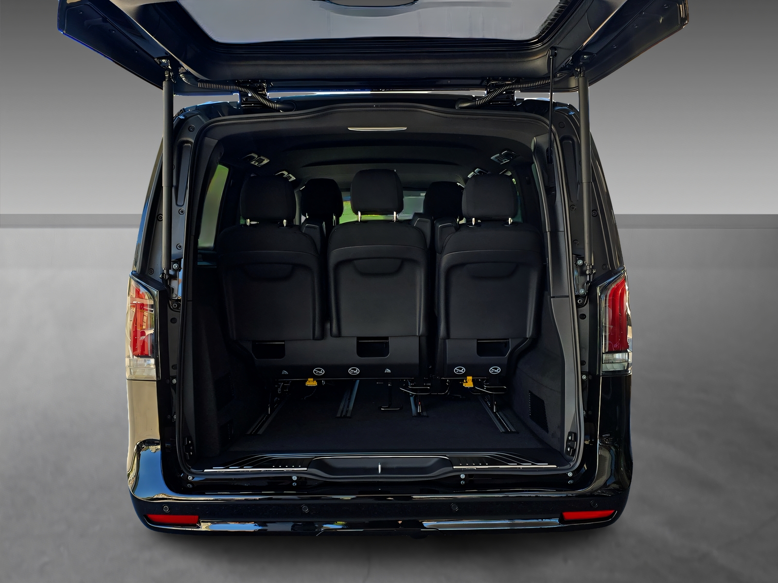 MERCEDES-BENZ V 250 d 4Matic Trend lang-image-14