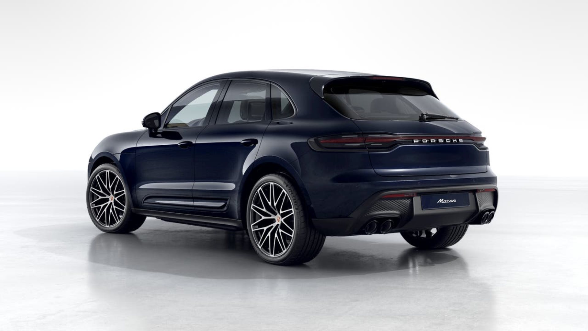 PORSCHE Macan (MY23)-image-2