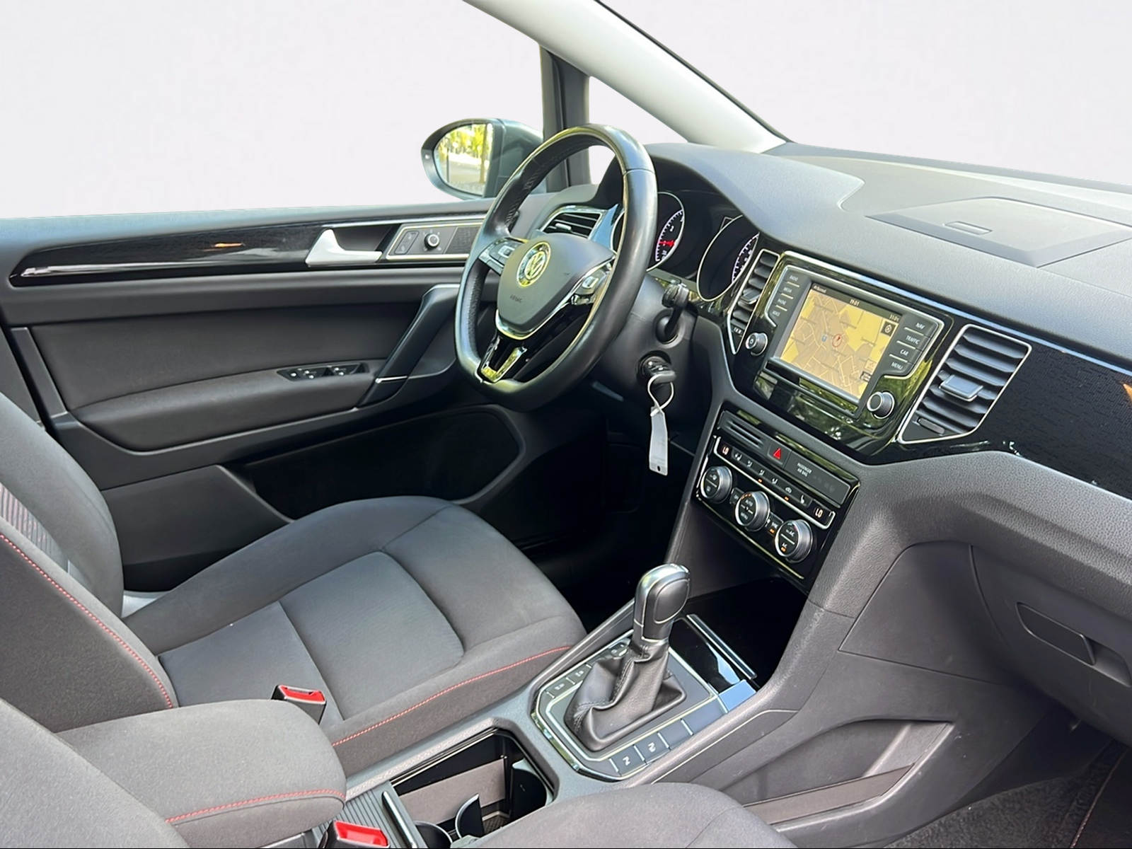 VW Golf Sportsvan 1.4 TSI Comfortline DSG-image-2