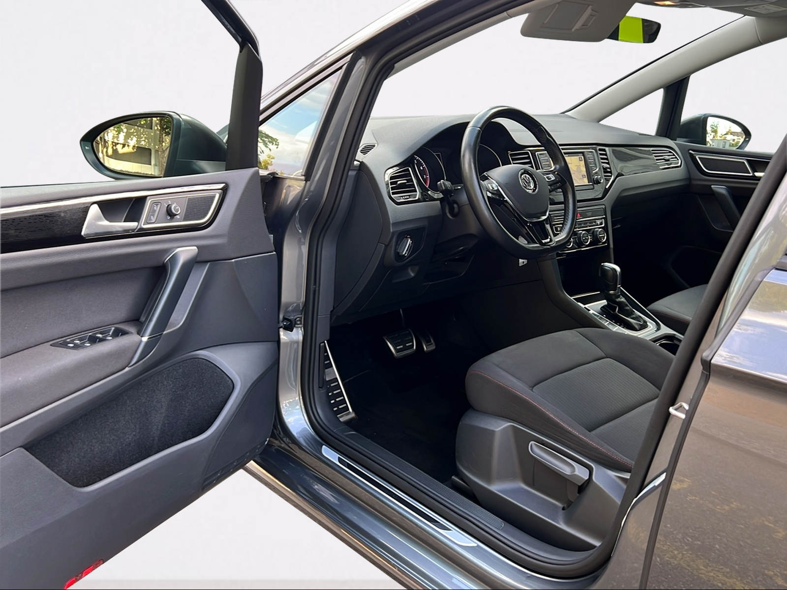 VW Golf Sportsvan 1.4 TSI Comfortline DSG-image-8